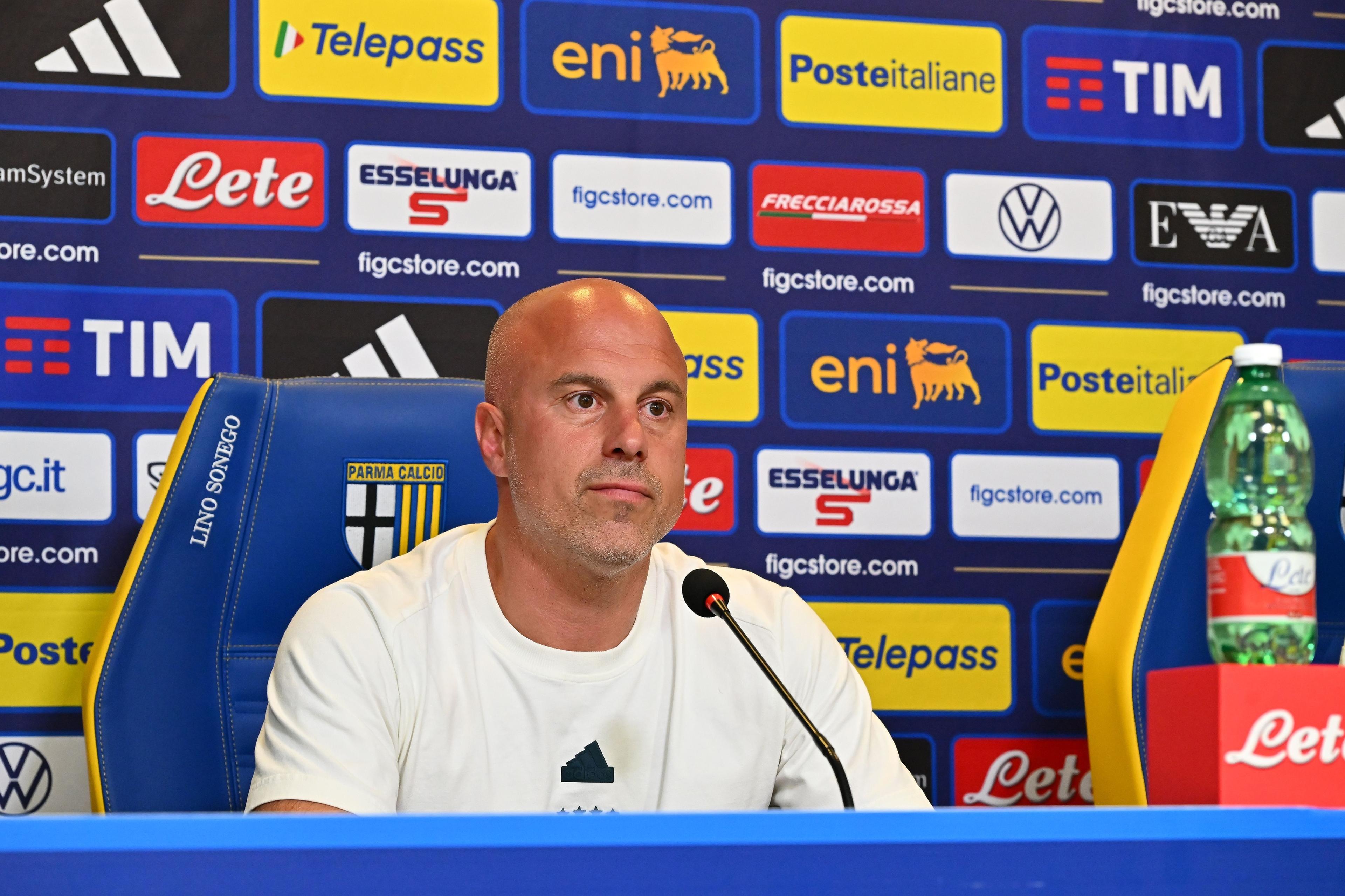 PARMA, ITALY - MAY 29:Andrea Soncin head coach of Italy during the Italy Women Training Session & Press Conference at Stadio Ennio Tardini on May 29, 2025 in Parma, Italy. (Photo by Alessandro Sabattini - FIGC/FIGC via Getty Images)