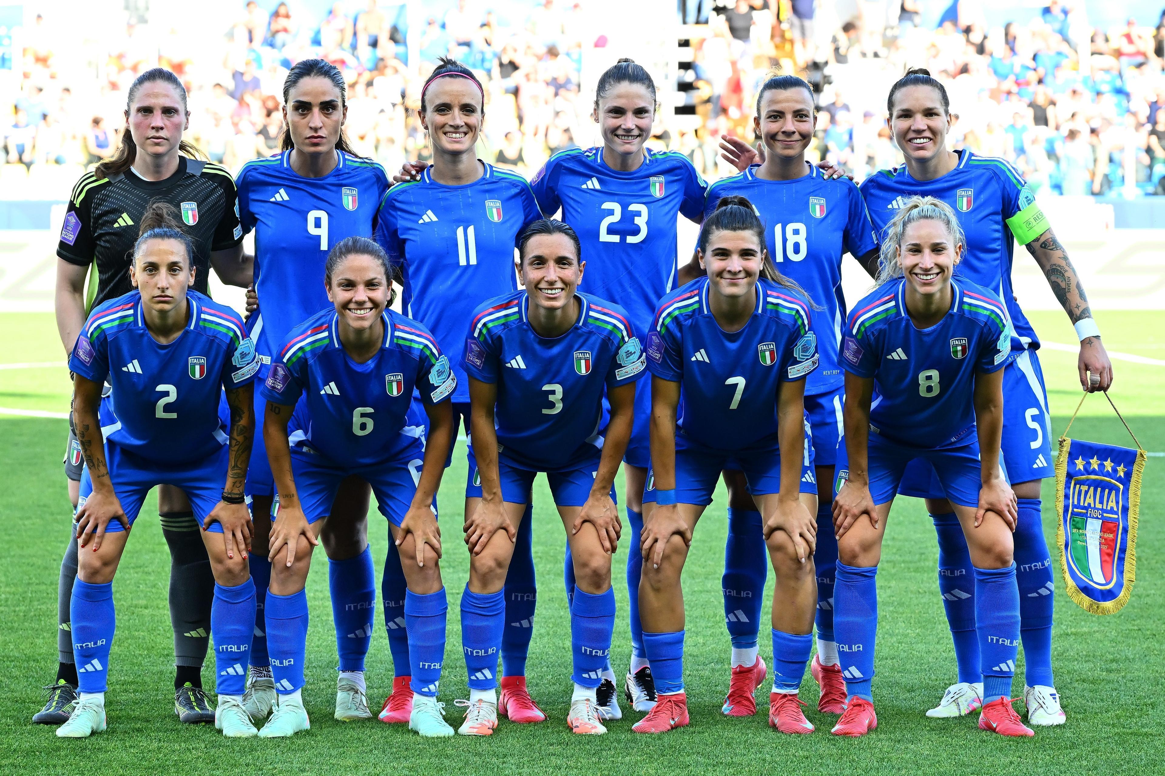 PARMA, ITALY - MAY 30: Italian players line up during the UEFA Women's Nations League 2024/25 Grp A4 MD5 match between Italy and Sweden at on May 30, 2025 in Parma, Italy. (Photo by Alessandro Sabattini - FIGC/FIGC via Getty Images)