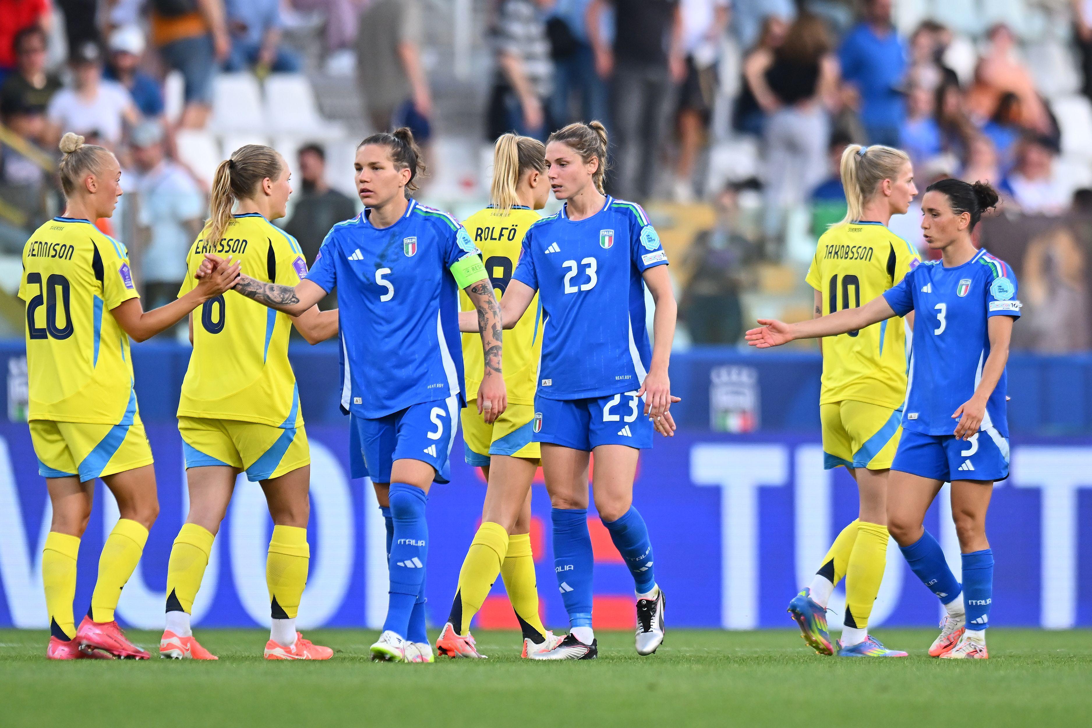 PARMA, ITALY - MAY 30: Italian players during the UEFA Women\\'s Nations League 2024/25 Grp A4 MD5 match between Italy and Sweden at  on May 30, 2025 in Parma, Italy. (Photo by Alessandro Sabattini - FIGC/FIGC via Getty Images)