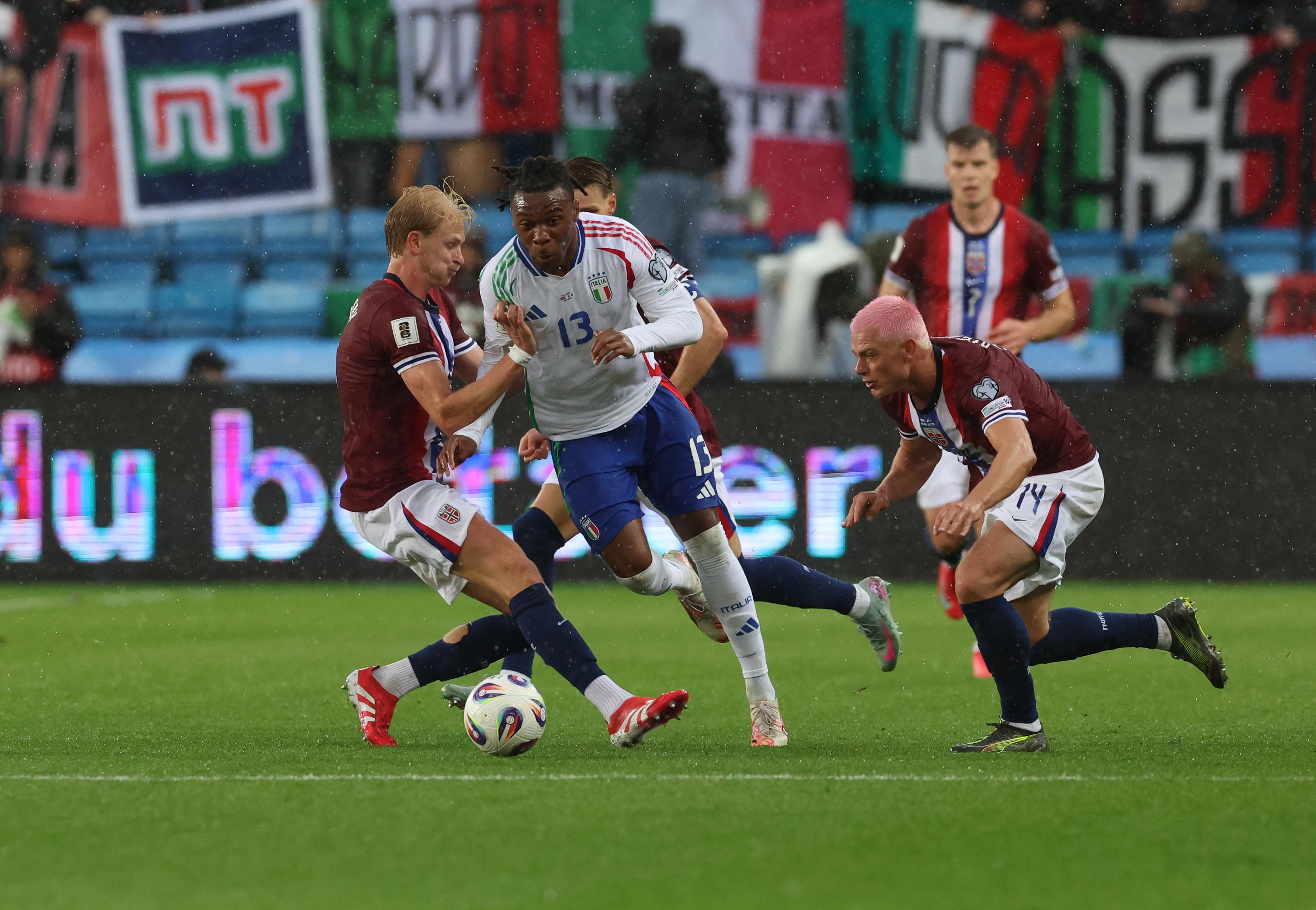 OSLO, NORWAY - JUNE 06: Destiny Udogie of Italy in action during the FIFA 2026 Qualifier between Norway and Italy at on June 06, 2025 in Oslo, Norway. (Photo by Claudio Villa - FIGC/FIGC via Getty Images)