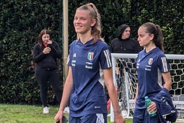 Rientrata alla base Jana Oberparleiter, una delle 30 convocate allo stage \"Calcio+15\" di Tirrenia