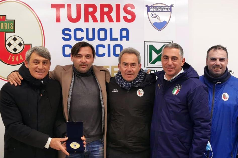 Scuole calcio Elite, consegnato il riconoscimento alla Turris