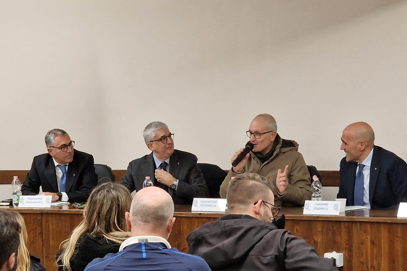 La cerimonia del Patto di Collaborazione alla Sala Consiliare del Comune di Casola