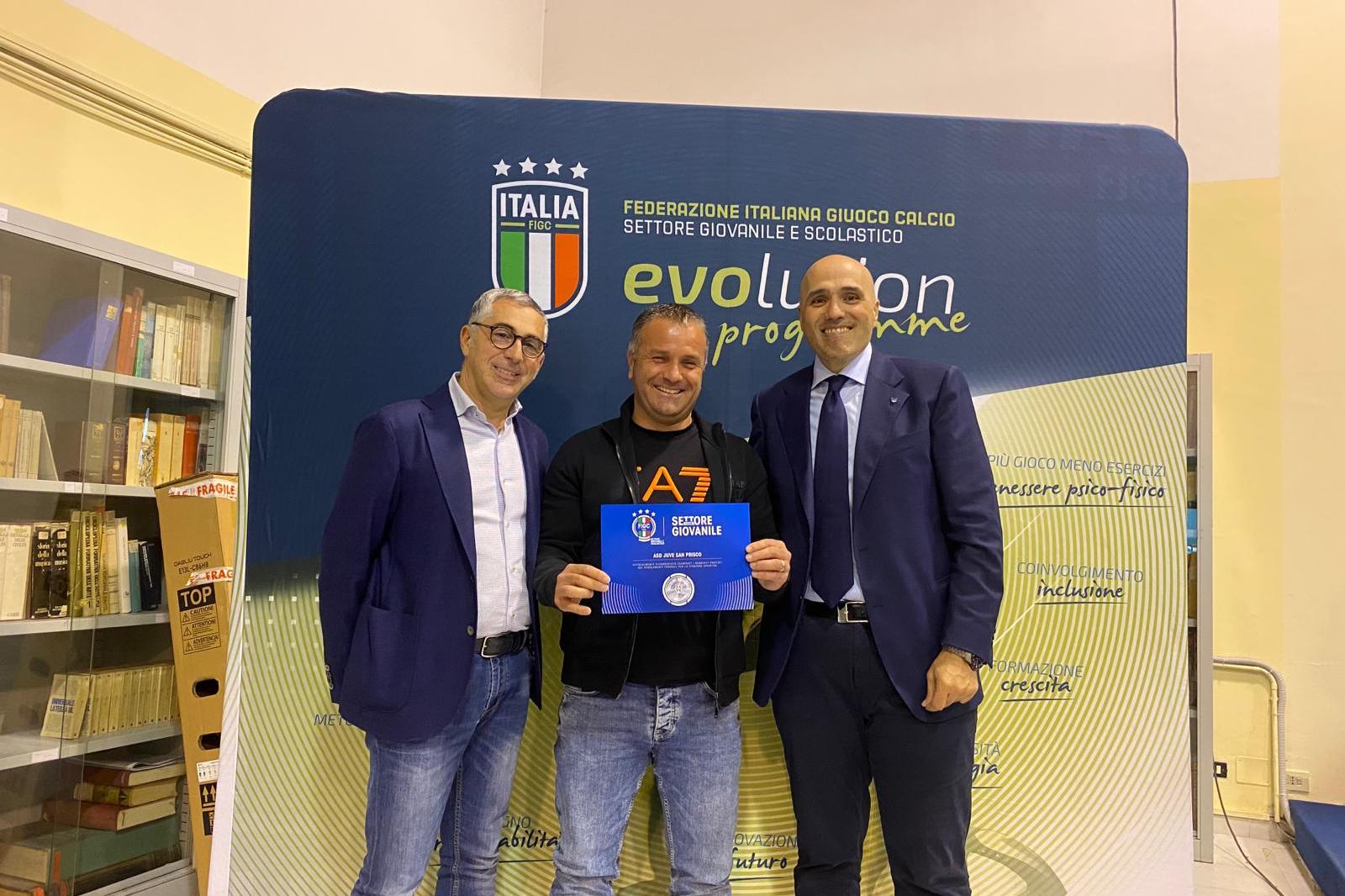 Consegnati i riconoscimenti ufficiali alle Scuole Calcio Élite per la stagione 22/23