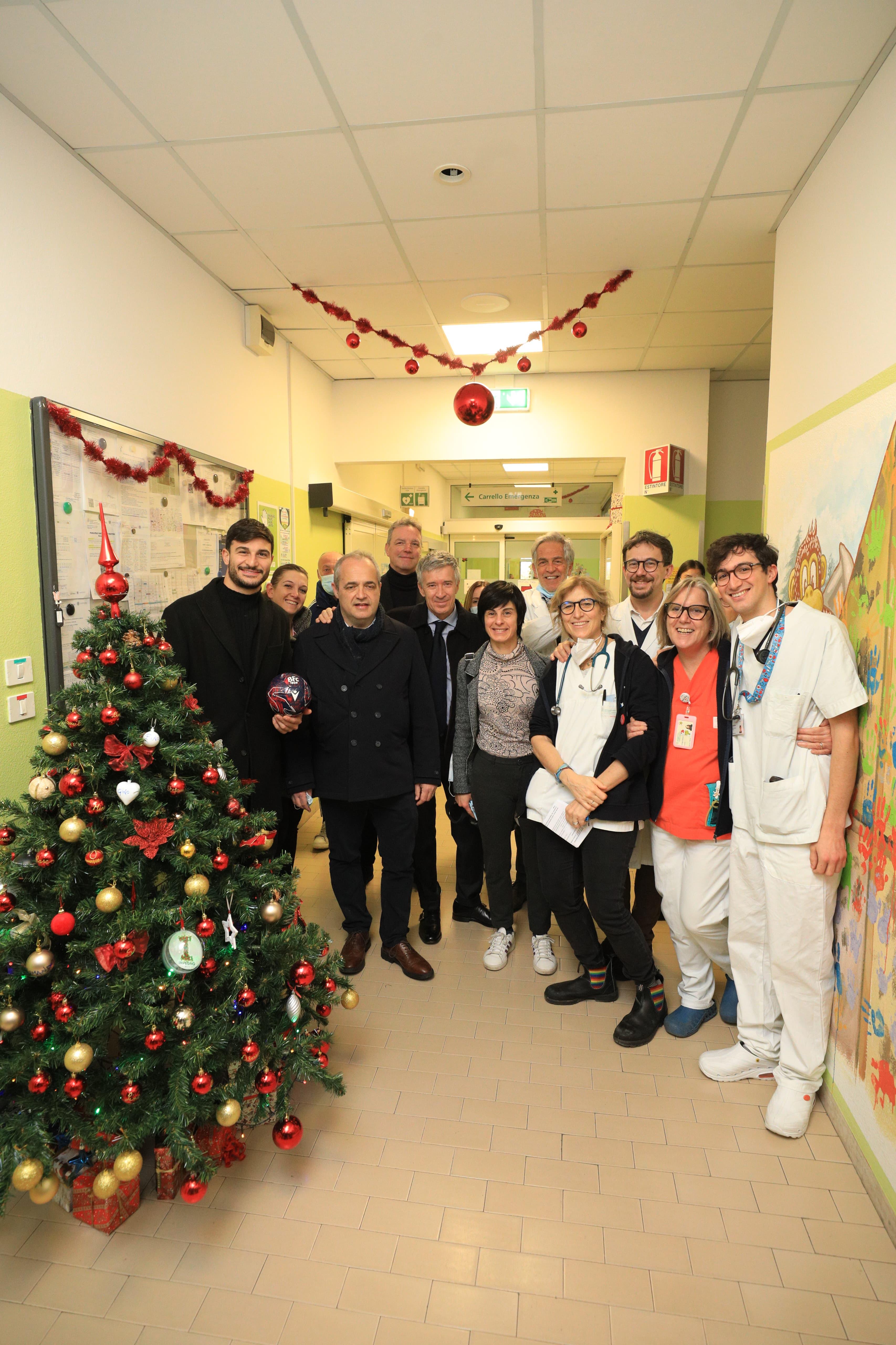 Natale in Pediatria 2024 con il Bologna FC
