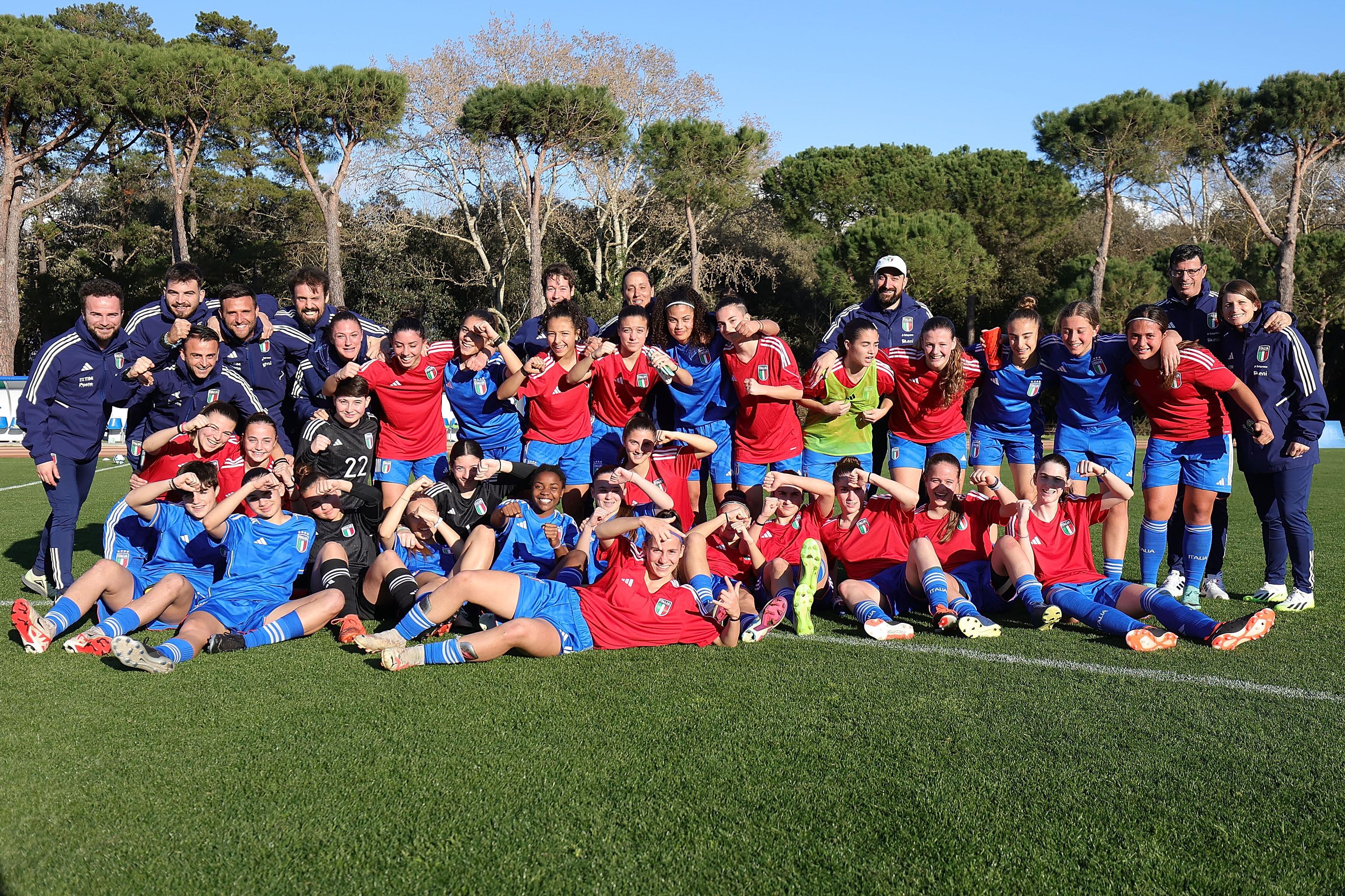 TIRRENIA, ITALY - MARCH 7: Italy U15 Women poses during the International friendly match between Italy U15 Women v San Marino U15 Women on March 7, 2024 in Tirrenia, Italy. (Photo by Gabriele Maltinti/Getty Images)