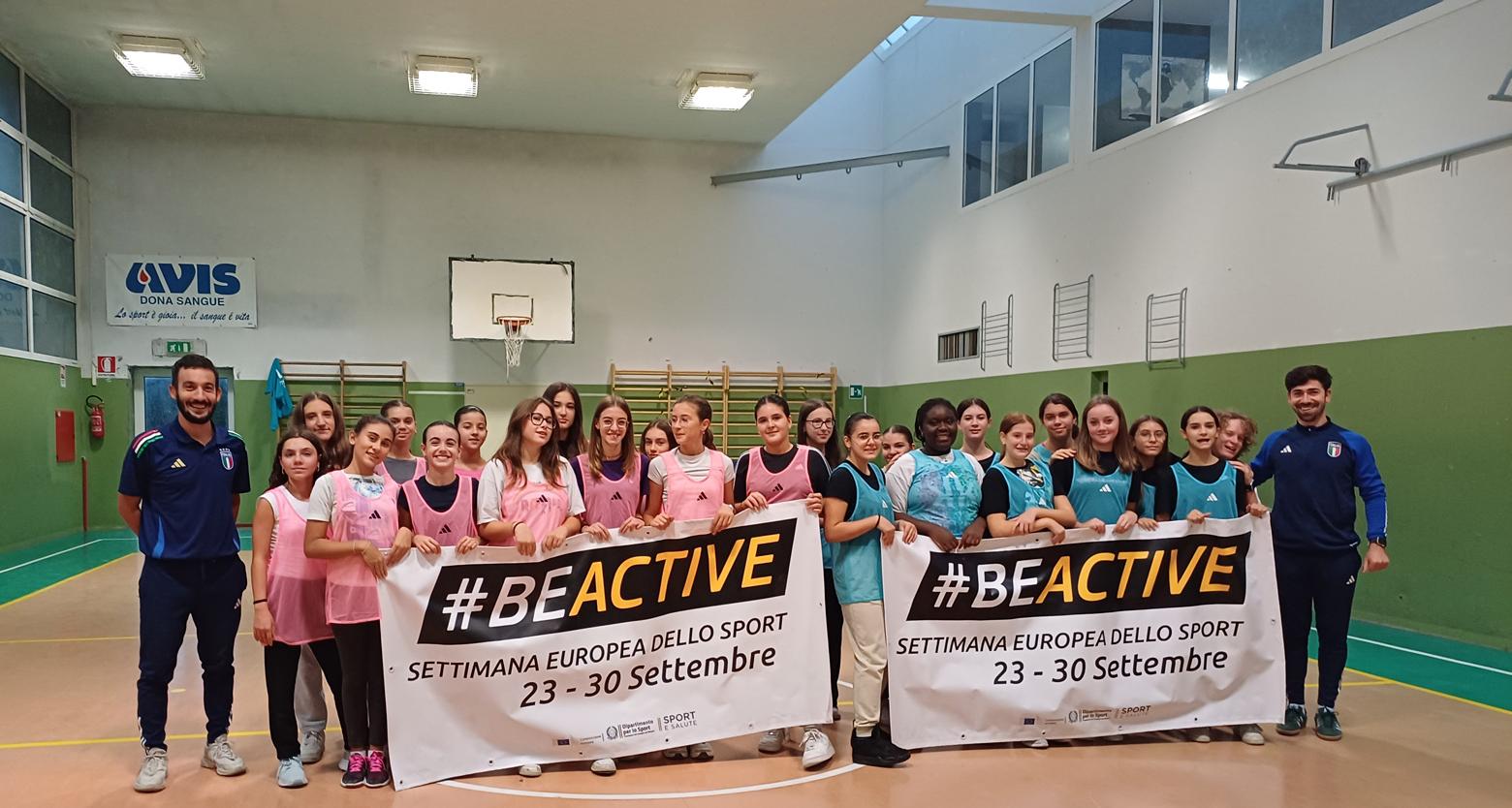 Grande successo per il Play Days a Pesaro: entusiasmo e sport per le ragazze dell’Istituto Leopardi