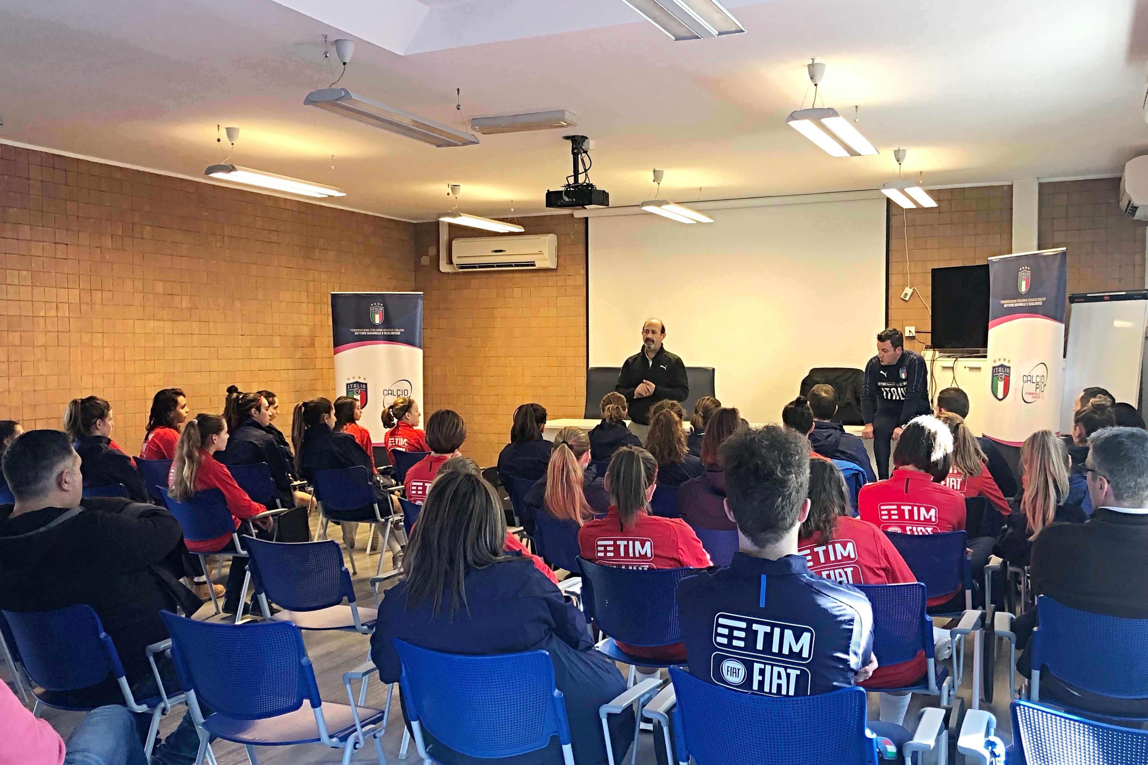 Calcio+ 15 : le foto dello stage tecnico ed educativo a Tirrenia
