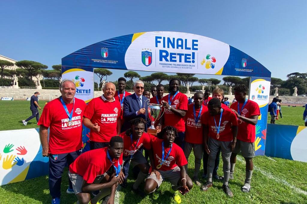 Una cornice unica per un giorno speciale: la Puglia vince il campionato nazionale del Progetto Rete-Refugee Teams con la squadra di Carmiano