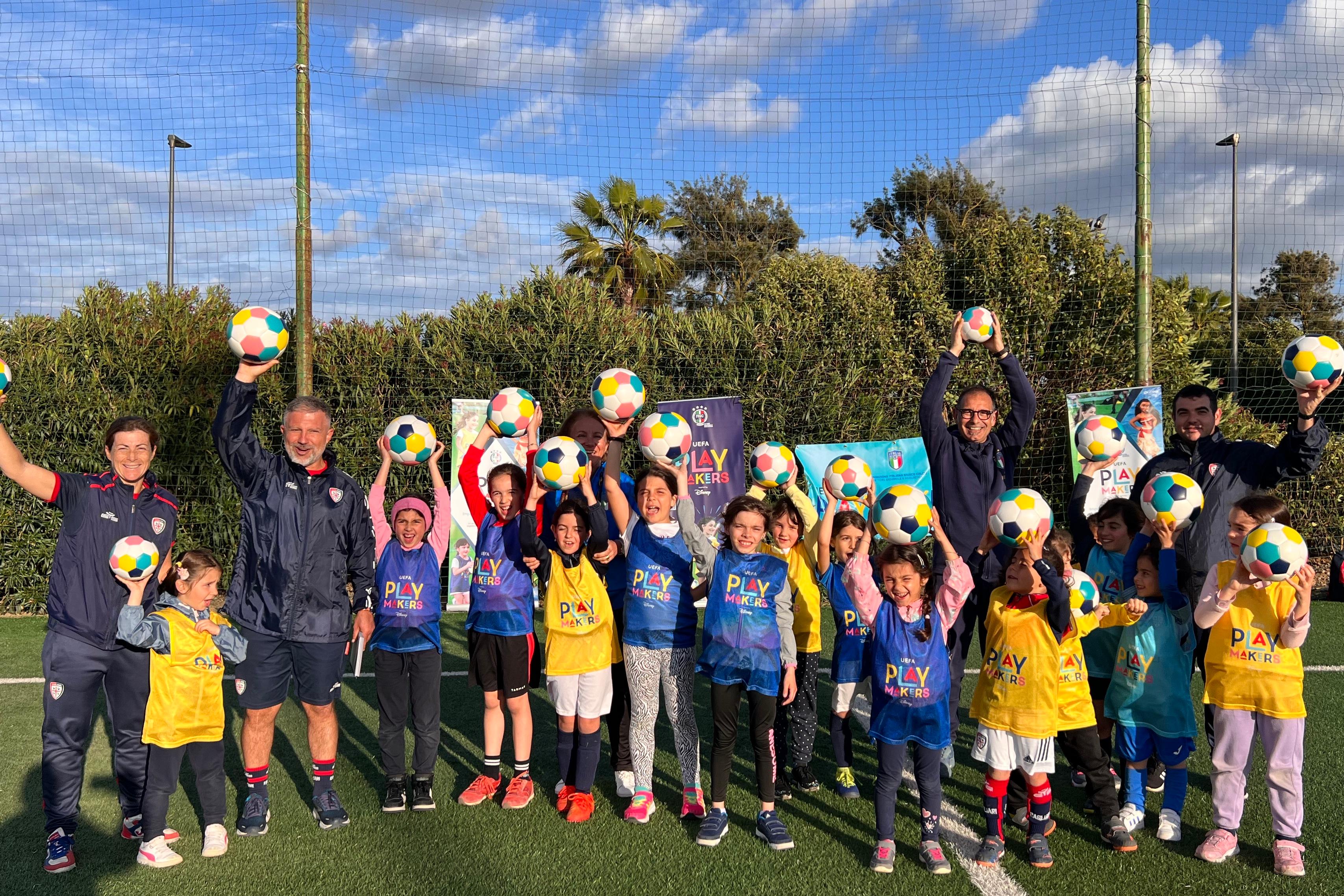 Playmakers ad Asseminello con il Cagliari Calcio