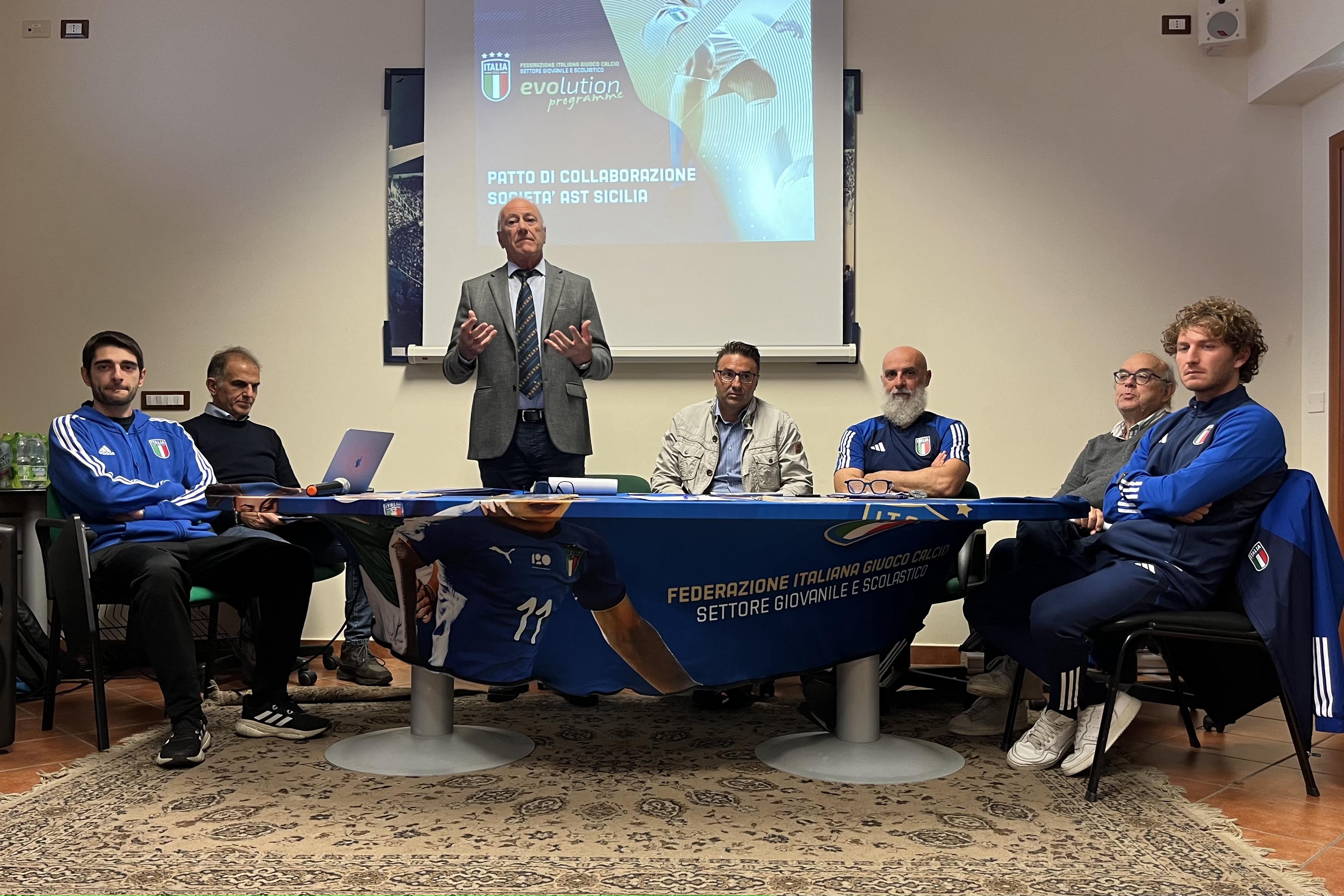 Cerimonia Patto di Collaborazione tra SGS e Club AST