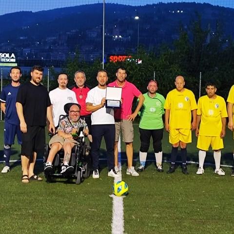 Adriano, il bomber che non t'aspetti nel torneo umbro ultra inclusivo: \"Come giocano questi ragazzi!\"