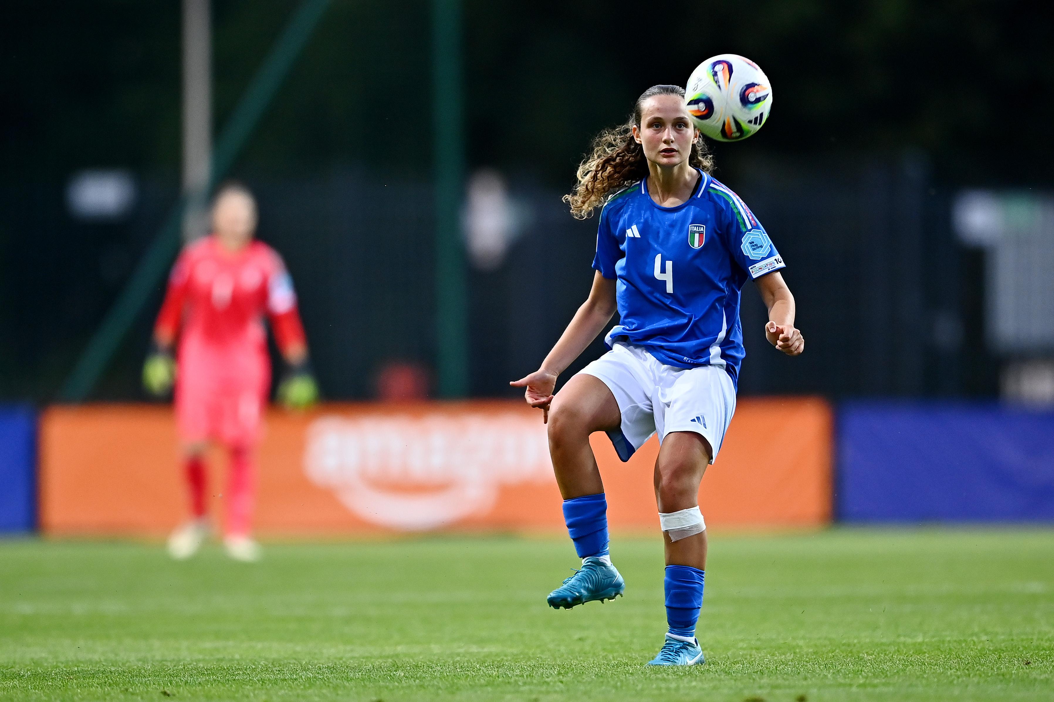 STALOWA WOLA, POLAND - JUNE 18: Martina Cocino of Italy controls the ball during the UEFA Women's European Under-19 Championship 2024/25 Group A match between Sweden and Italy at Stadium Stalowa Wola on June 18, 2025 in Stalowa Wola, Poland. (Photo by Tyler Miller - Sportsfile/UEFA via Getty Images)