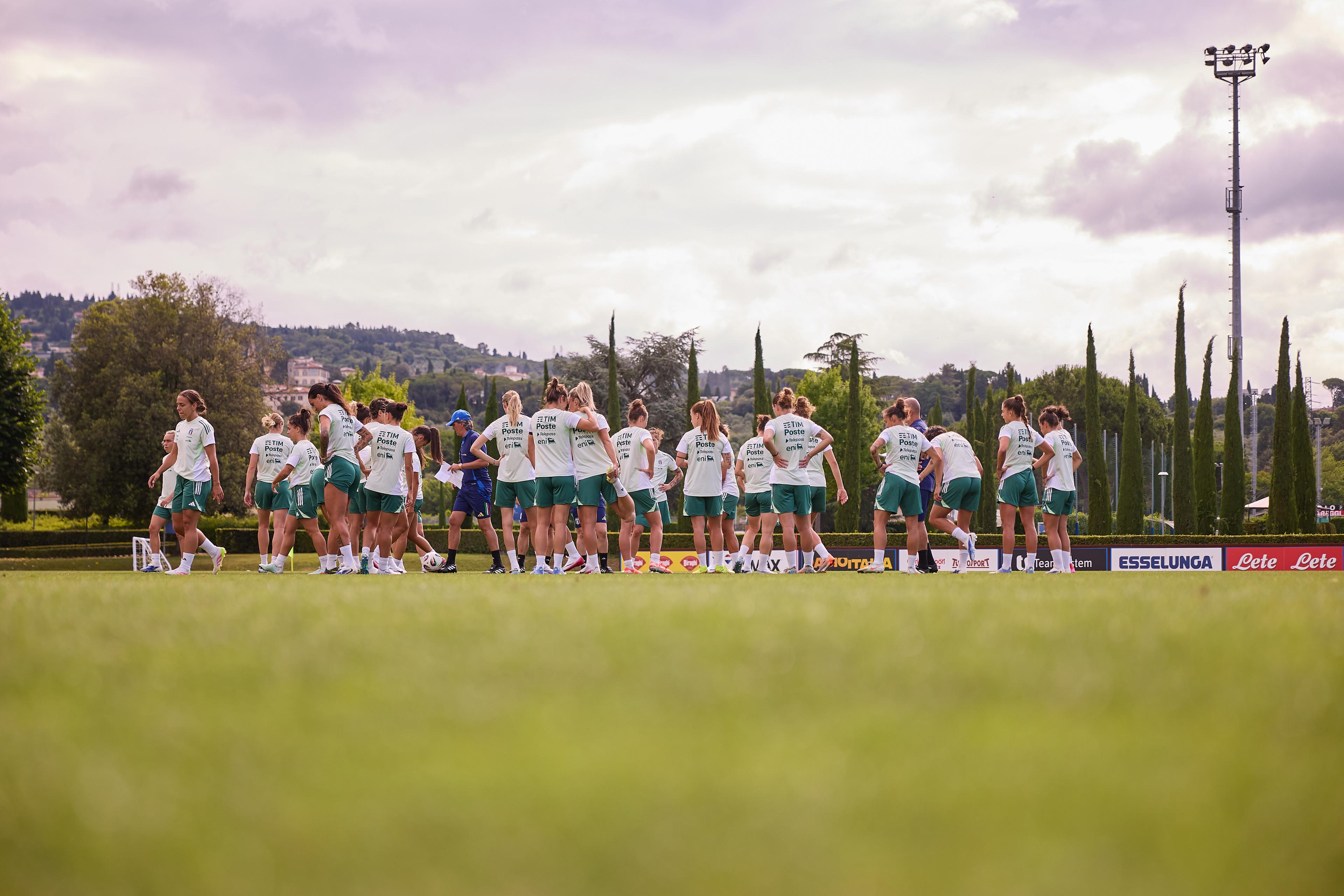 FLORENCE, ITALY - JUNE 17: Players of Italy during Italy Women Training Session at Centro Tecnico Federale di Coverciano on June 17, 2025 in Florence, Italy. (Emmanuele Ciancaglini - FIGC/FIGC via Getty Images) (Photo by FIGC/FIGC via Getty Images)