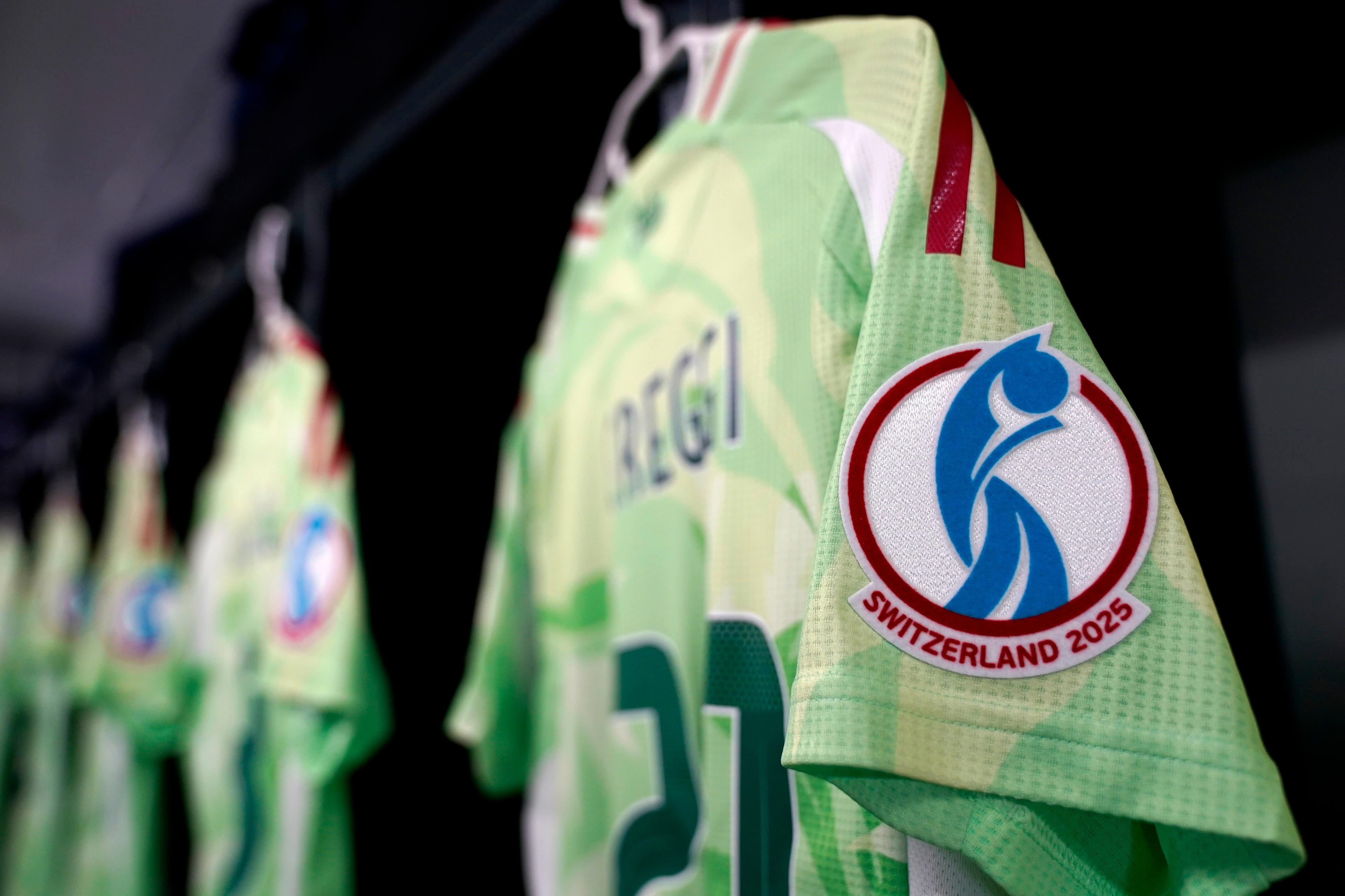 SION, SWITZERLAND - JULY 03: A detailed view of the UEFA Women's EURO 2025 sleeve patch on the match shirt Giada Greggi inside the Italy dressing room prior to the UEFA Women's EURO 2025 Group B match between Belgium and Italy at Stade de Tourbillon on July 03, 2025 in Sion, Switzerland. (Photo by Pier Marco Tacca - FIGC/FIGC via Getty Images)