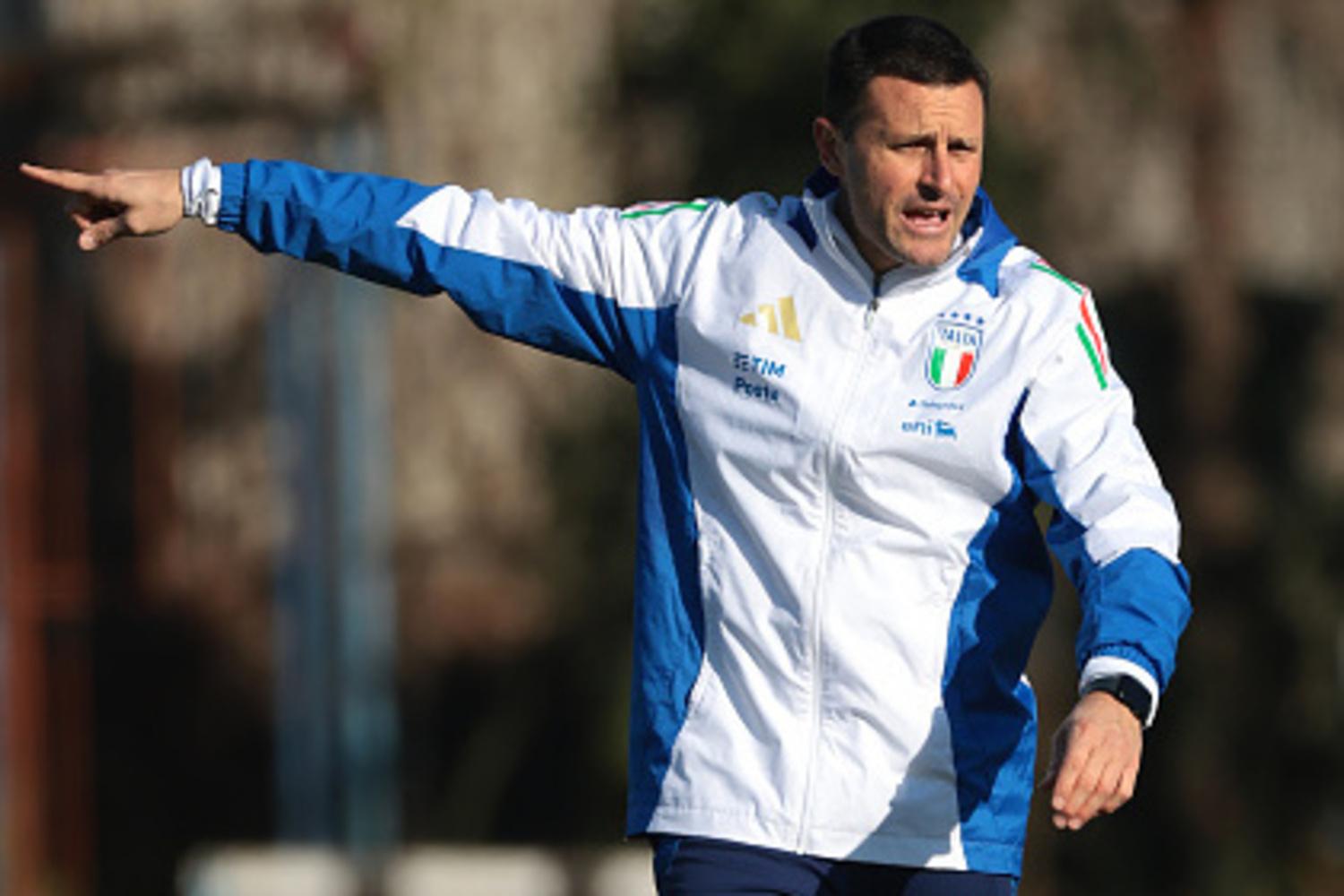 GAVIRATE, ITALY - NOVEMBER 17: Manuel Pasqual Assistant Coach of Italy reacts during the warm up prior to the International Friendly match between Italy and Switzerland at Centro Sportivo Vittore Anessi on November 17, 2024 in Gavirate, Italy. (Photo by Jonathan Moscrop/Getty Images)