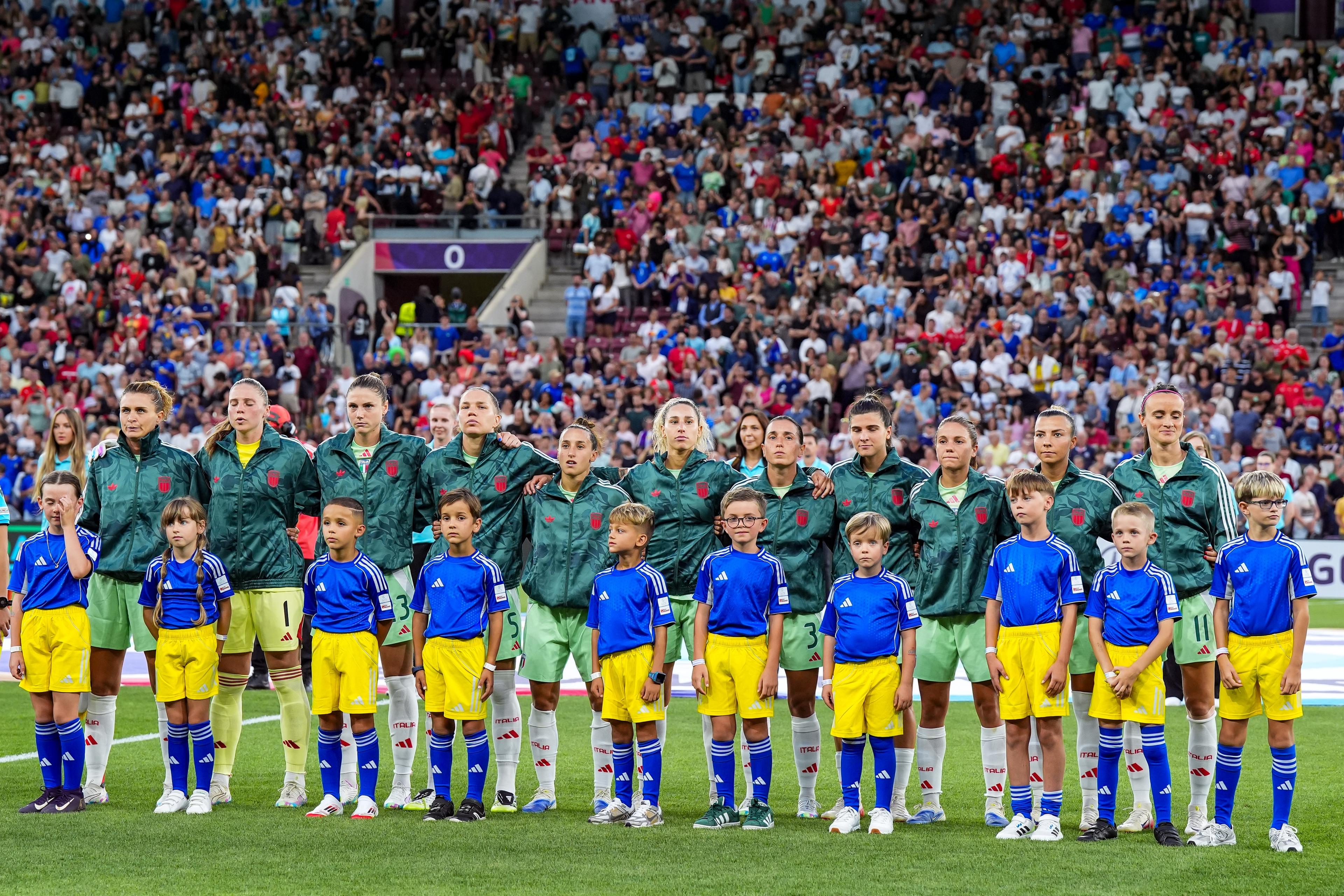 Azzurre, giornata libera per ricaricare le energie in vista della semifinale con l’Inghilterra. Martedì a Ginevra nuovo appuntamento con la storia