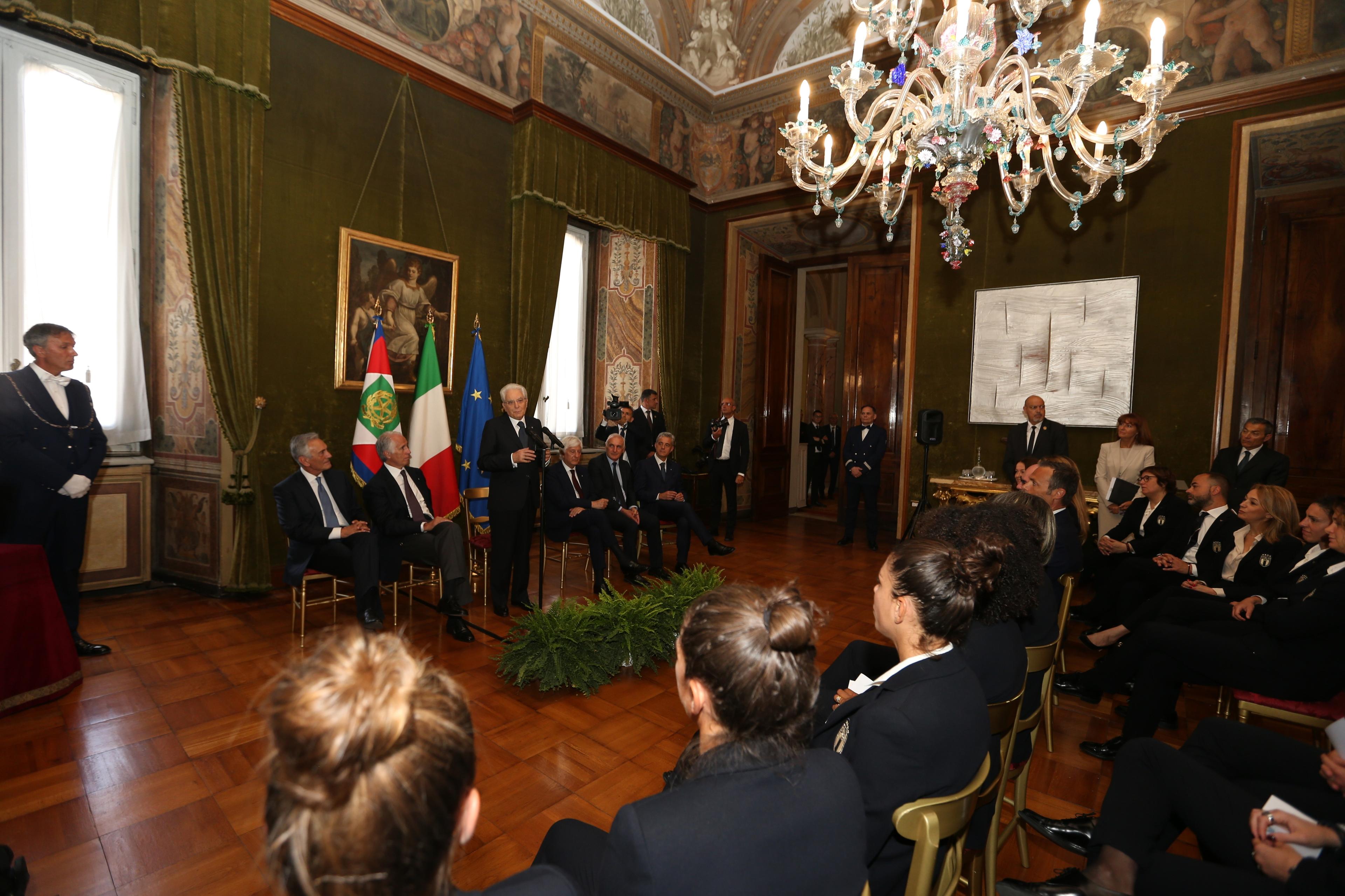 ROME, ITALY - JULY 04: Italian President Sergio Mattarella meets Italy women team at Quirinale on July 4, 2019 in Rome, Italy. (Photo by Paolo Bruno/Getty Images)