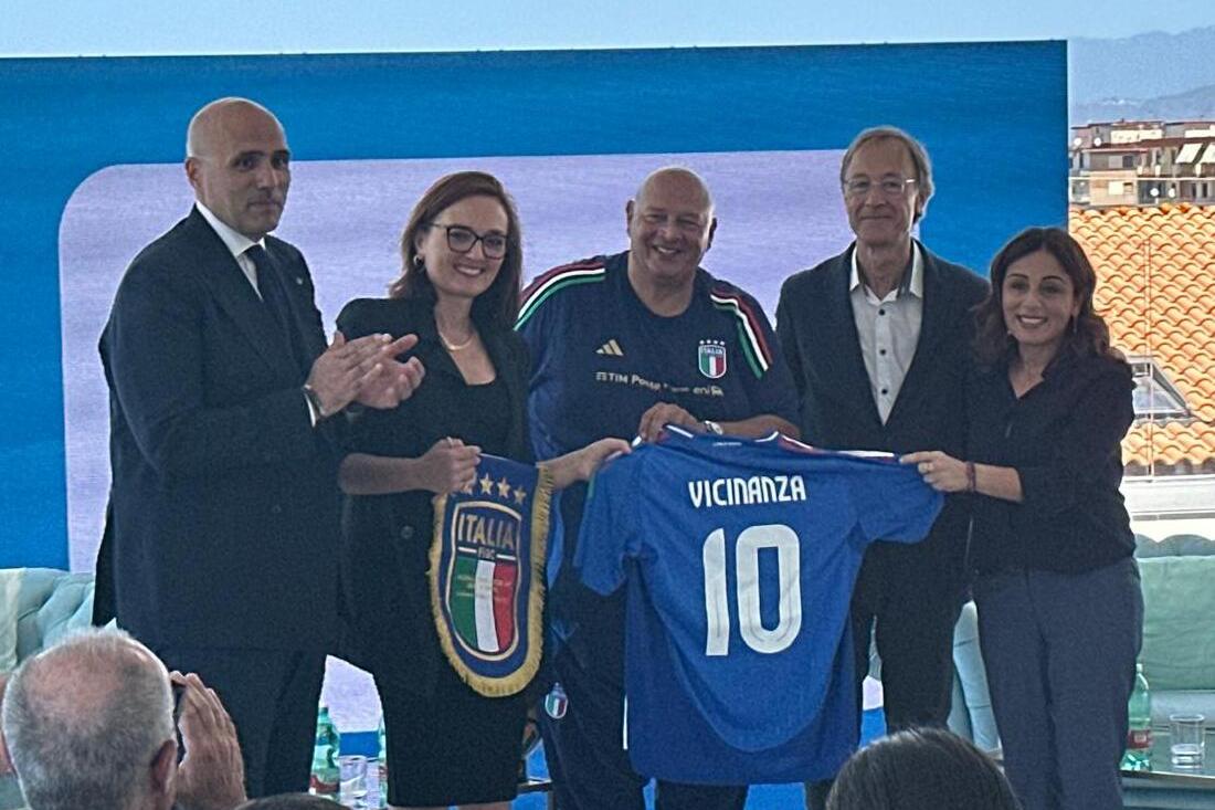 Castellammare di Stabia si tinge d'azzurro: l'Euro Beach Soccer League pronta a sbarcare in città