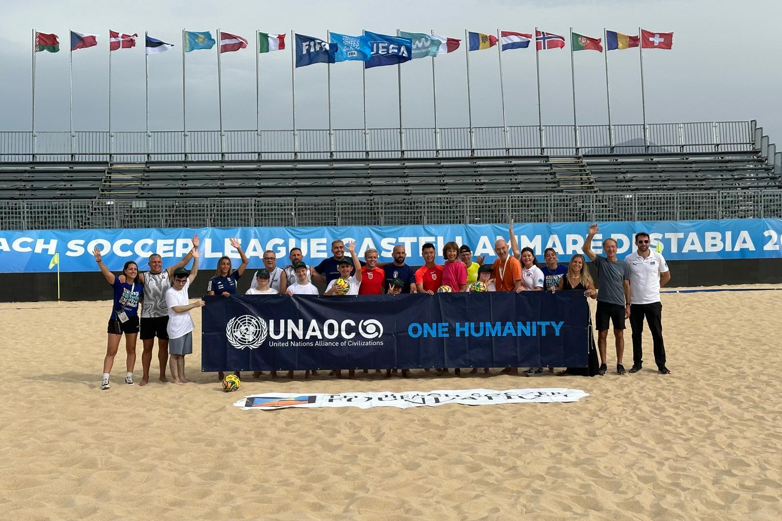 Beach Soccer e inclusione: Casapieri, Josep Jr e Vecchione in campo insieme ai ragazzi dell'Associazione ANGSA