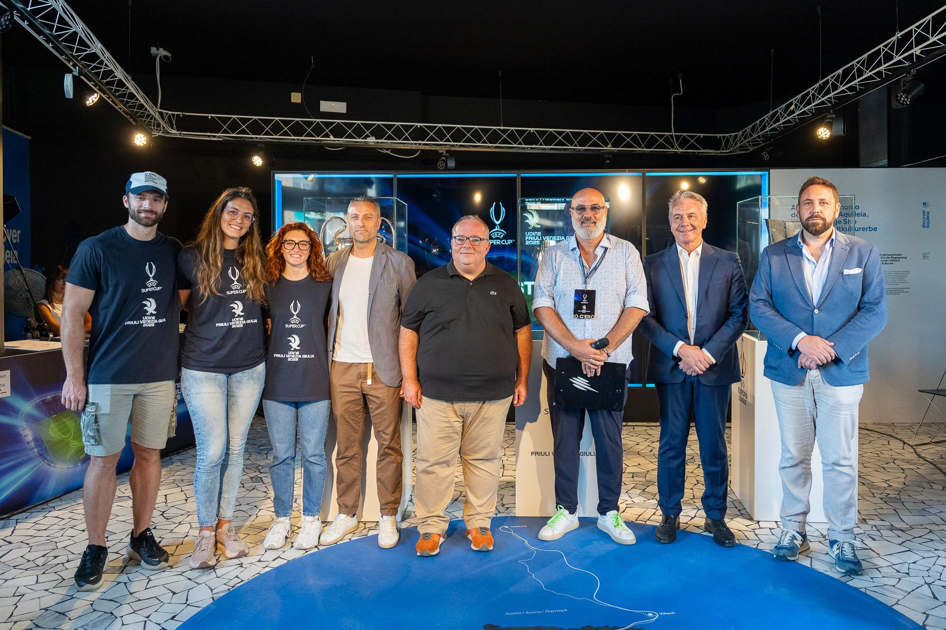 UEFA Super Cup, sette giorni alla sfida tra Paris Saint-Germain e Tottenham: la 'Trophy Experience' fa tappa a Grado