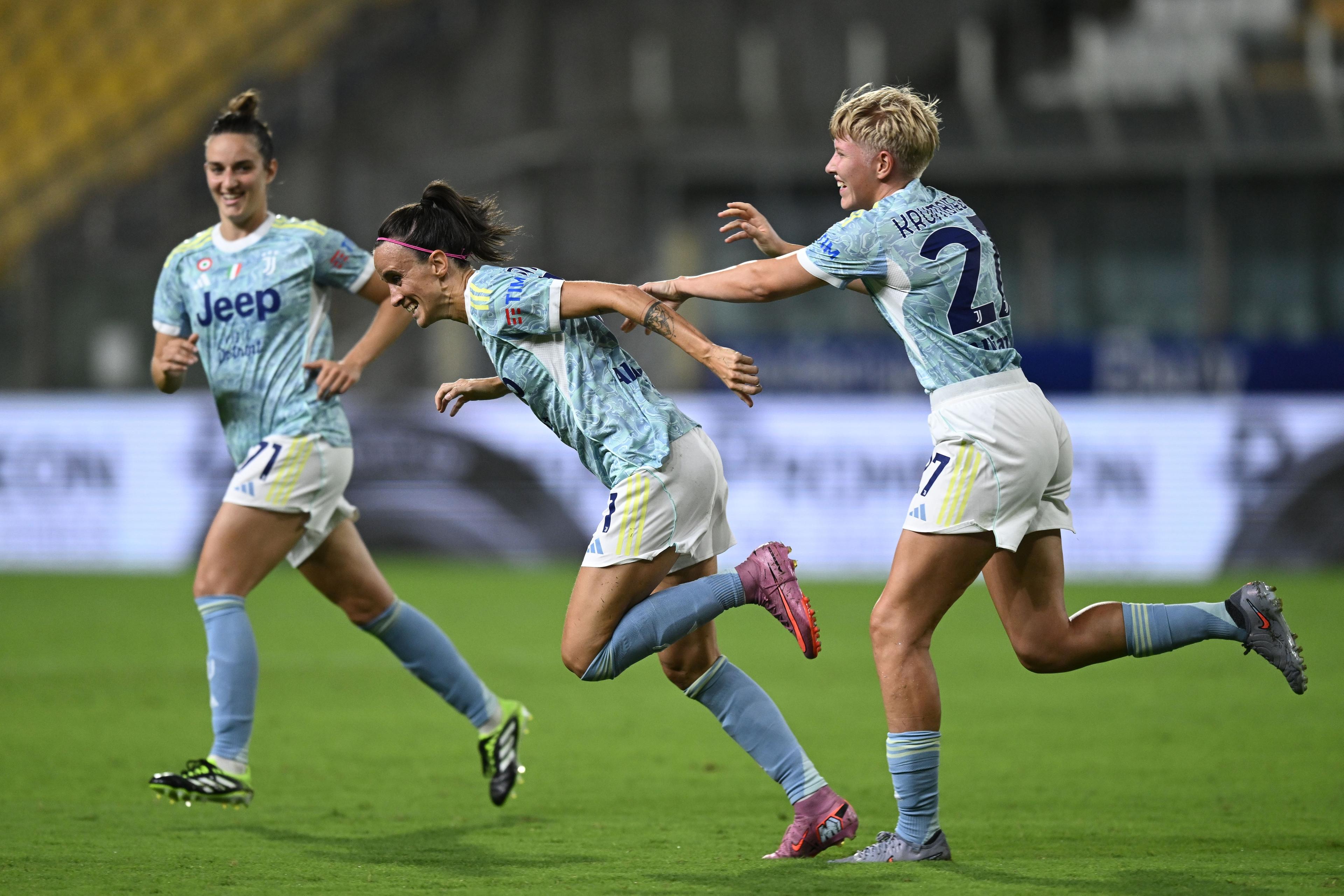 Barbara Bonansea (Juventus Women)Paulina Krumbiegel (Juventus Women) ; August 22; 2025 - Football : Women Cup 2025 2026 Femminile ; 1°Day; match between Parma Women 0-2 Juventus Women at Ennio Tardini Stadium ; Parma, Italy; ;( photo by aicfoto)(ITALY) [0855]