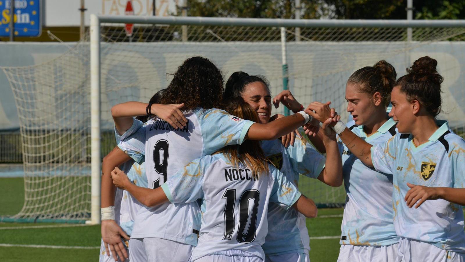 Frosinone, prima gioia della stagione: il gol di Cinquegrana vale tre punti contro il Vicenza nell'anticipo. Domenica il resto delle gare su Vivo Azzurro TV