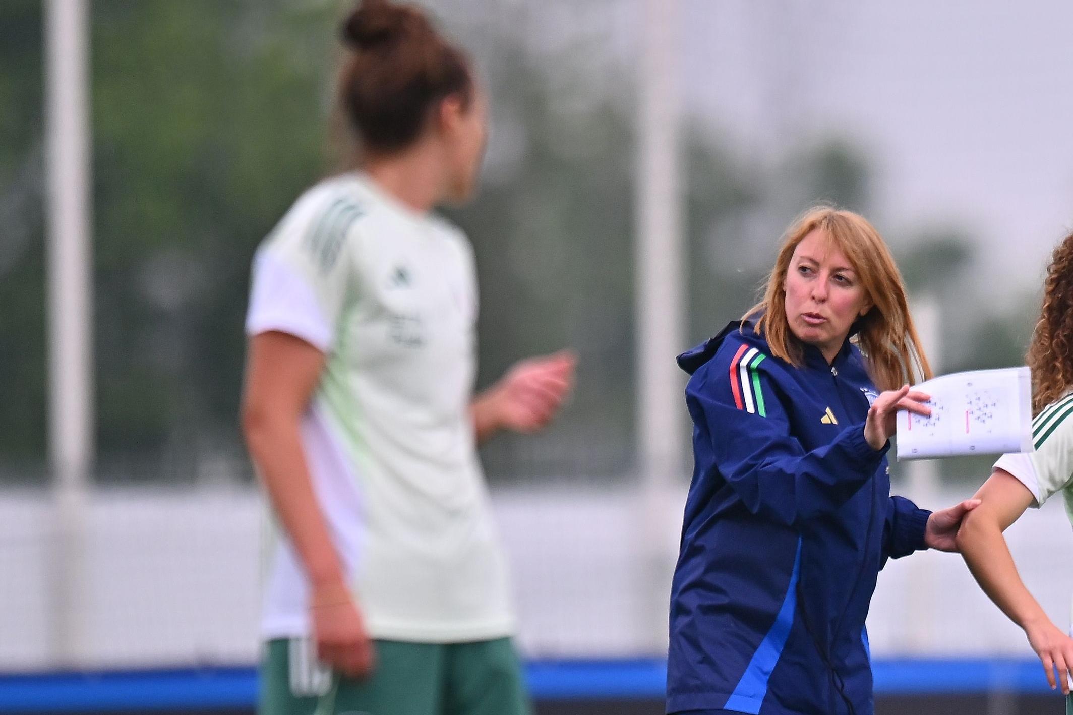 PARMA, ITALY - MAY 27:Viviana Schiavi of Italy during the Italy Women Training Session at  Centro Sportivo Colecch on May 27, 2025 in Parma, Italy. (Photo by Alessandro Sabattini - FIGC/FIGC via Getty Images)