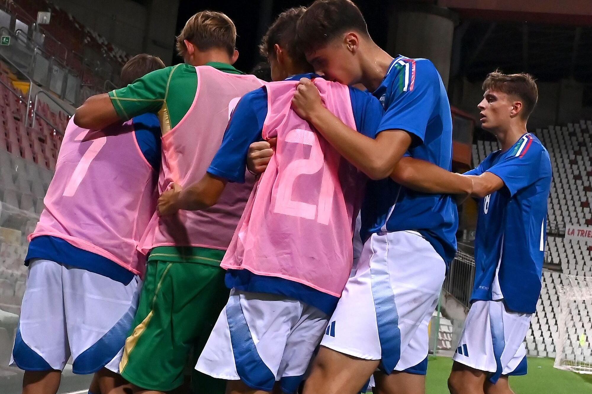 Azzurrini convincenti al debutto: 3-0 alla Corea del Sud a Vrbovec. Favo: \"Prima uscita stagionale positiva\"