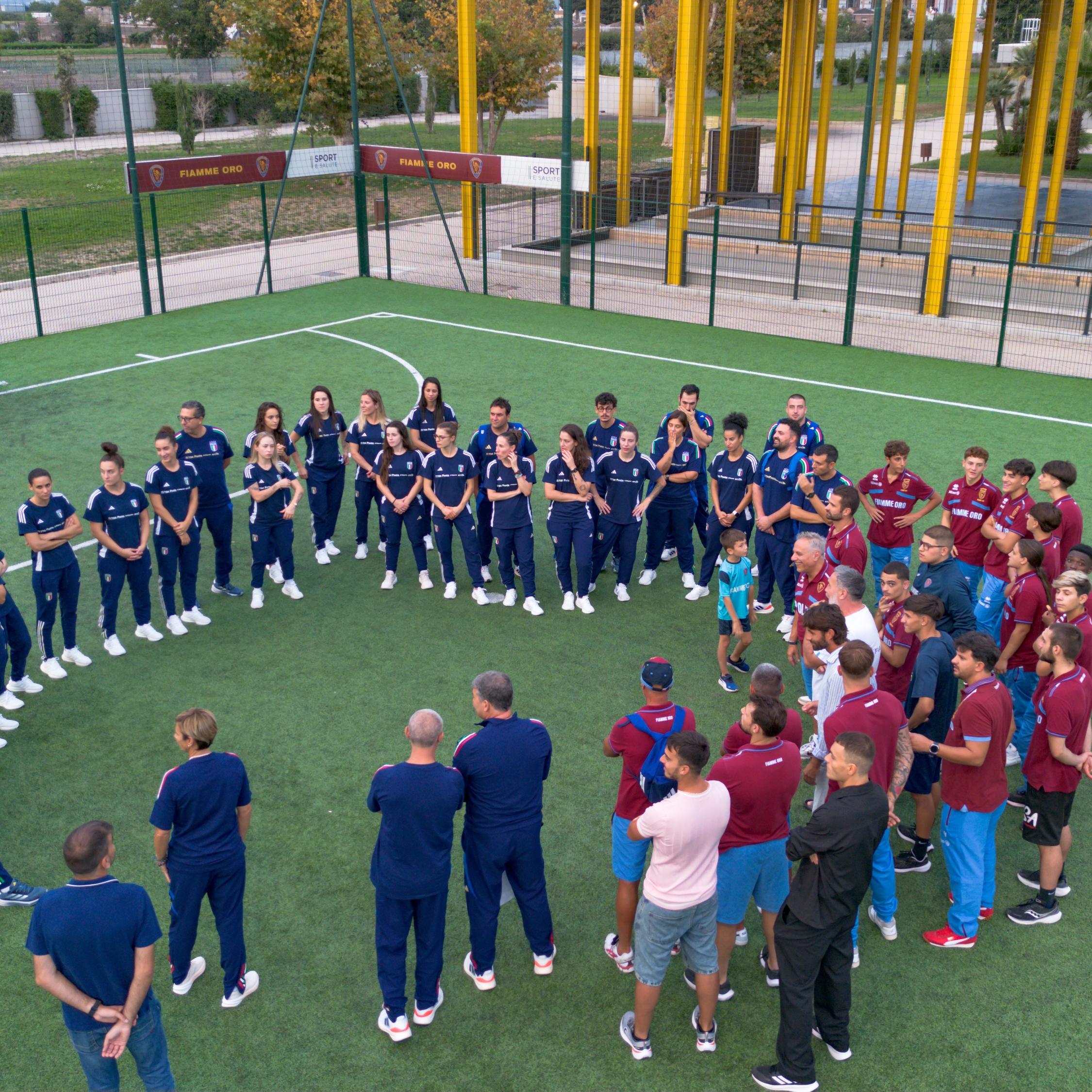 Le Azzurre del futsal in visita al centro sportivo 'Pino Daniele' di Caivano