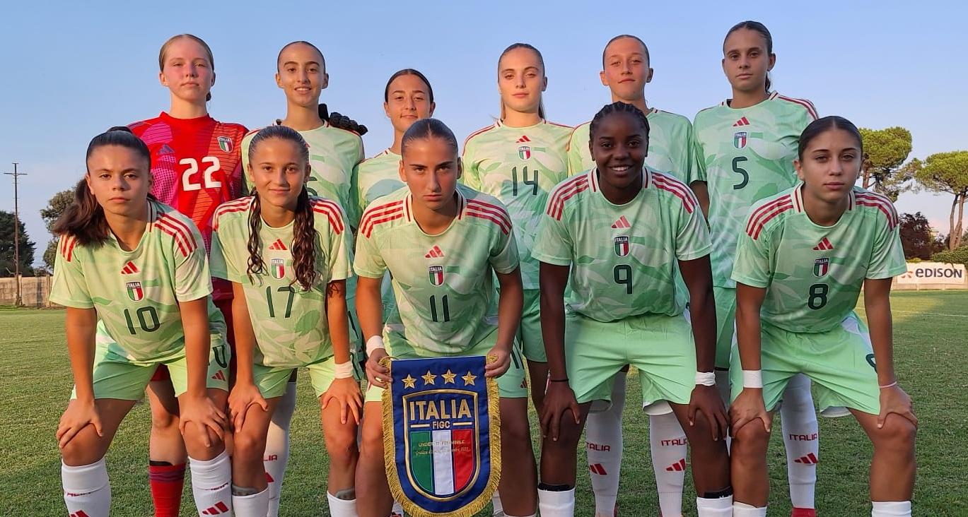 Italia in finale al Female Football Tournament: dopo la Macedonia del Nord, battuta anche la Slovenia. Domenica c'è l'Irlanda per il titolo