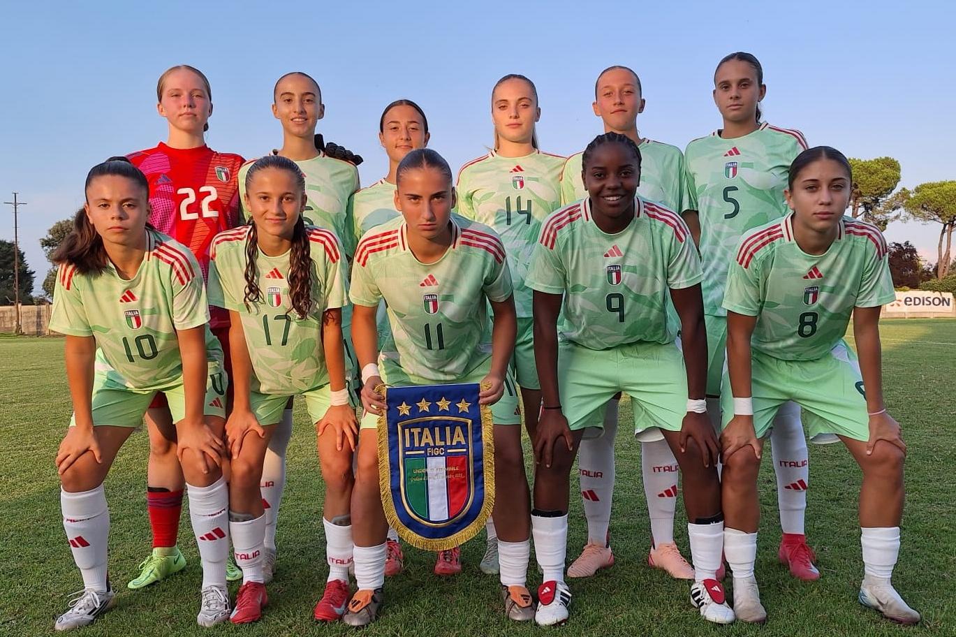 Italia in finale al Female Football Tournament: dopo la Macedonia del Nord, battuta anche la Slovenia. Domenica c'è l'Irlanda per il titolo