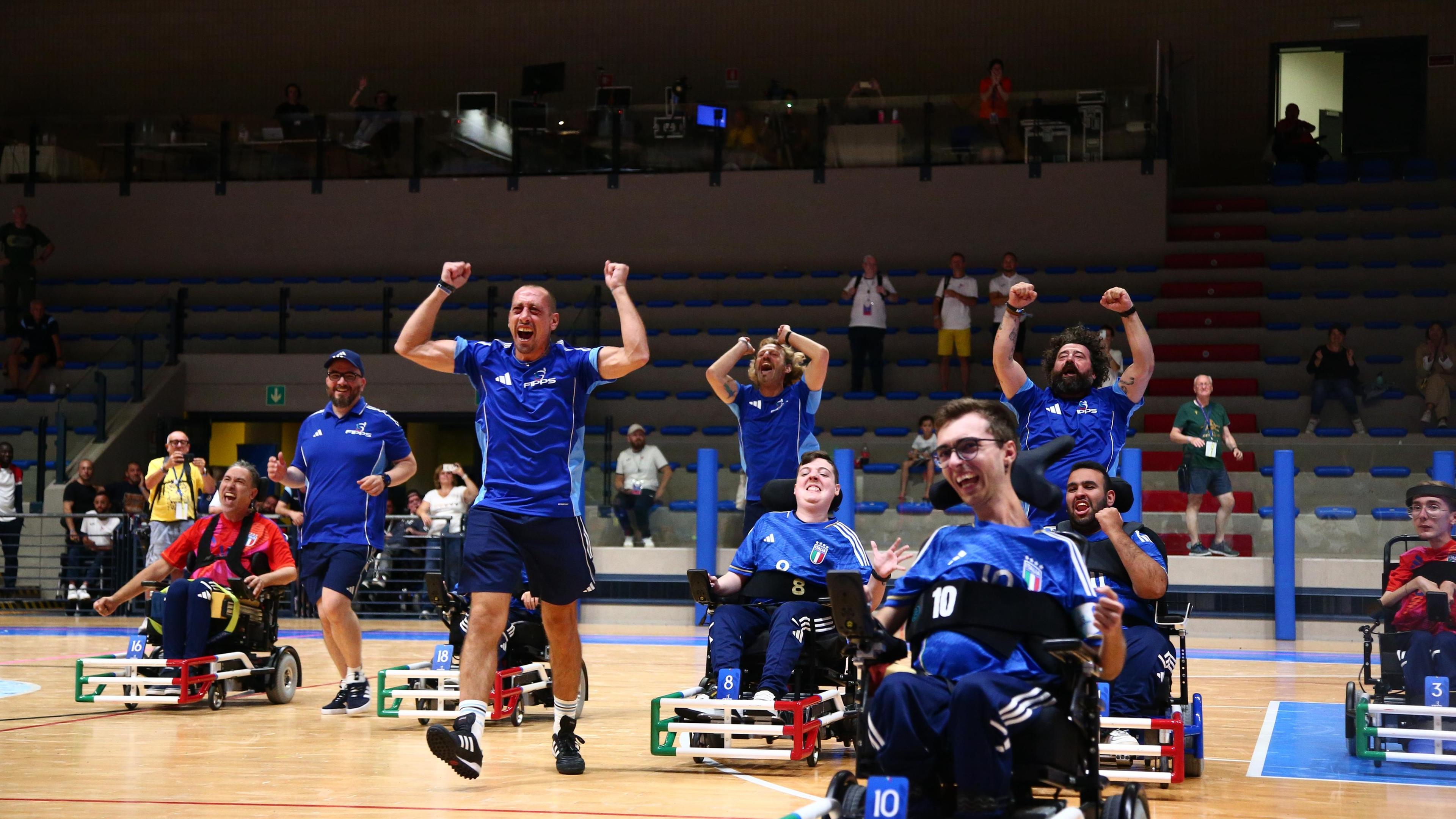 L'Italia di Powerchair Football si qualifica per le semifinali dell'Europeo e per il Mondiale 2026