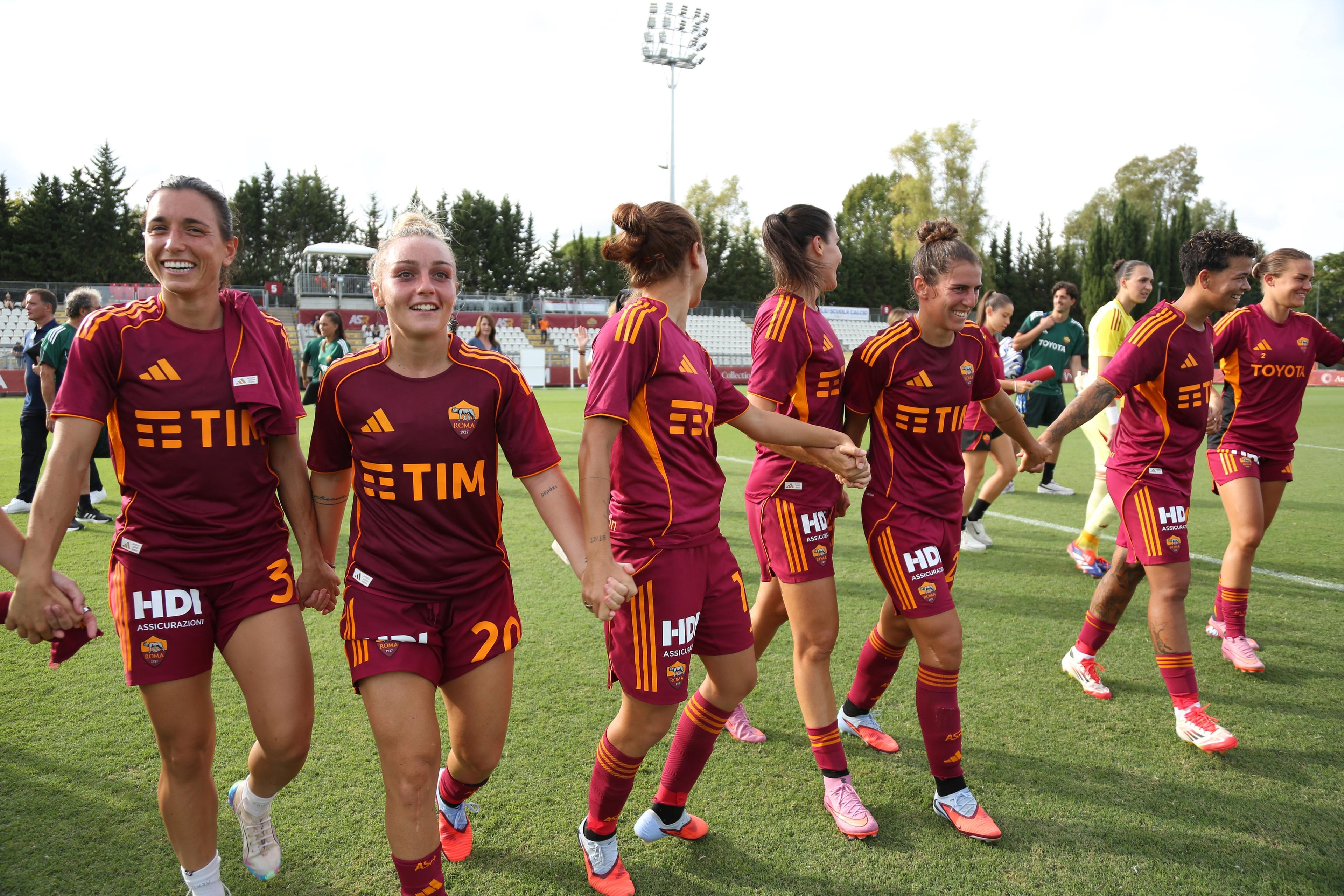 Roma, che rimonta! Le giallorosse vincono 2-0 a Lisbona, saranno due le italiane nella fase campionato. Cappelletti: \"Risultato straordinario\"