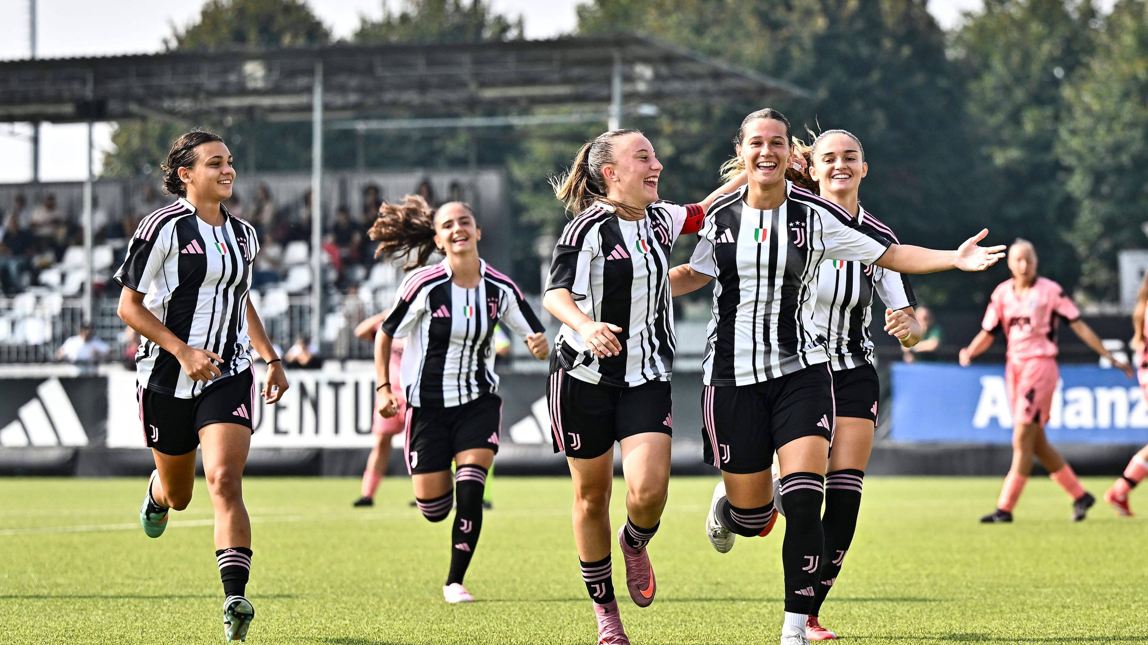 La Juventus parte col botto: sette gol delle campionesse d'Italia al Cesena. Roma in rimonta: il big match con il Milan è suo