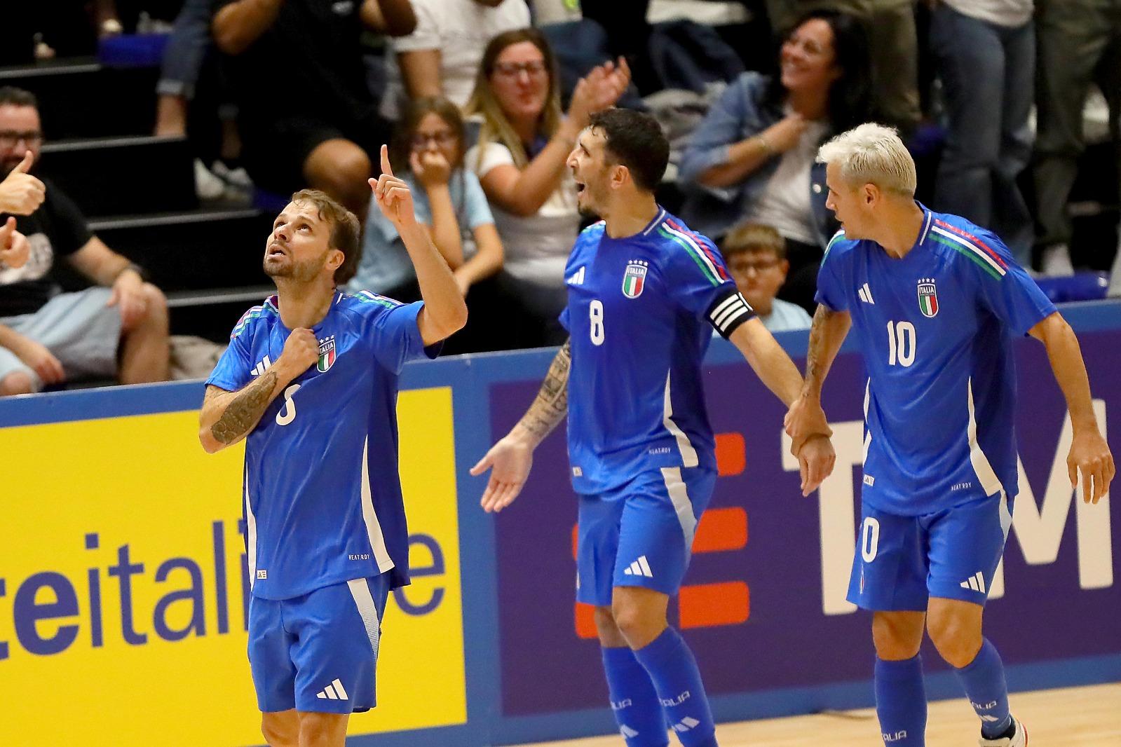 Pulvirenti-De Oliveira, l’Italia c’è e batte 2-1 il Kazakistan nell’andata dello spareggio di qualificazione a Futsal EURO 2026