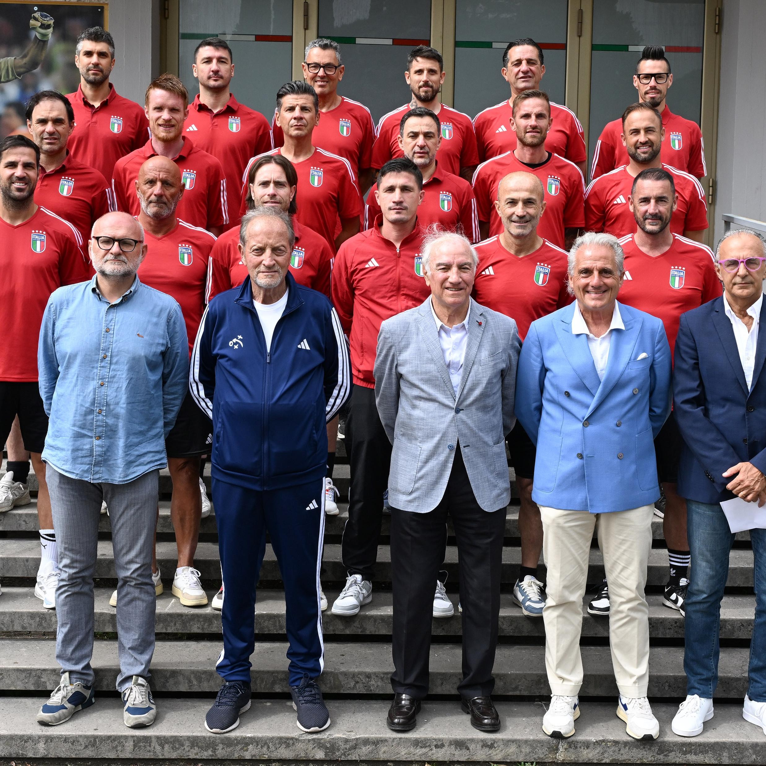 Ufficializzati i nuovi tecnici UEFA Pro: tra gli allenatori che hanno superato il Master anche Fabregas e Pisacane
