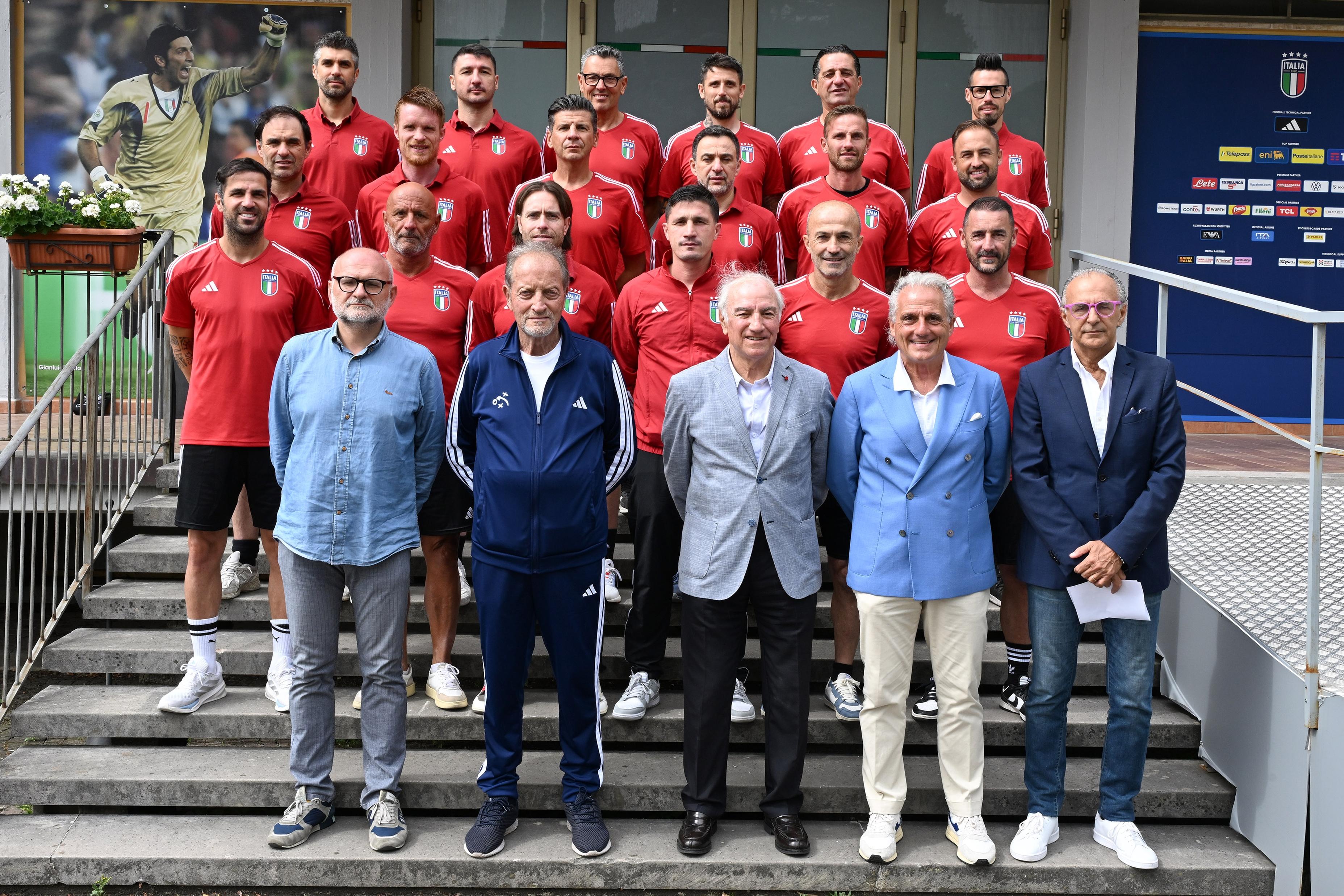 Ufficializzati i nuovi tecnici UEFA Pro: tra gli allenatori che hanno superato il Master anche Fabregas e Pisacane