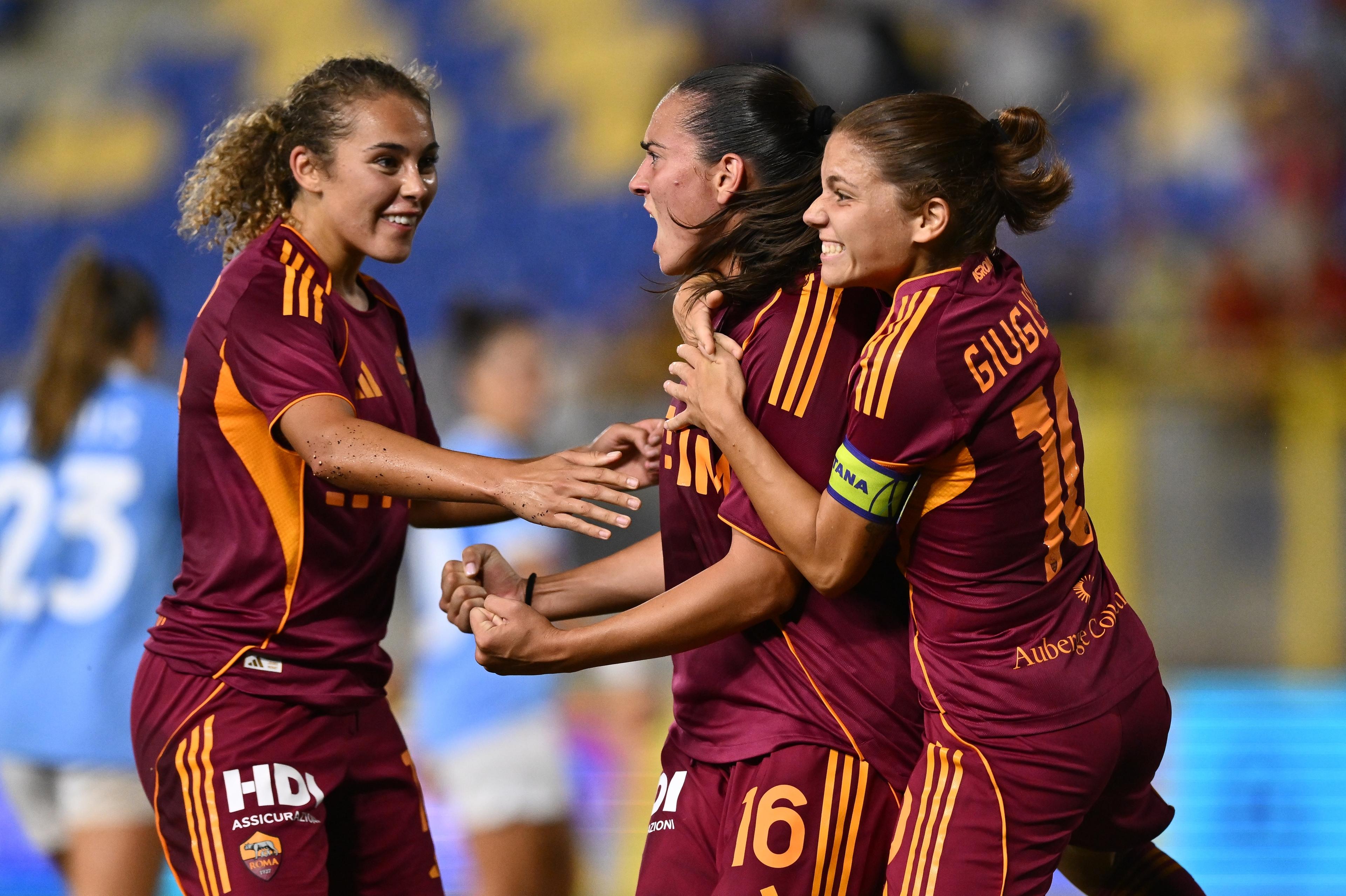 Anche il derby femminile premia la Roma: Haavi-Corelli-Viens, Lazio battuta 3-0. Mercoledì Juventus-Inter su Sky Sport Uno e NOW