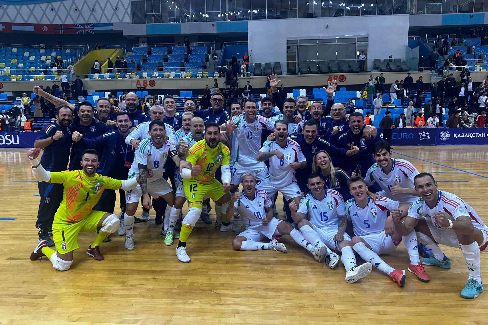 È tornata una grande Italfutsal: Kazakistan ko ai rigori! La qualificazione a Futsal EURO 2026 è realtà. Gravina: \"Complimenti a tutti\"