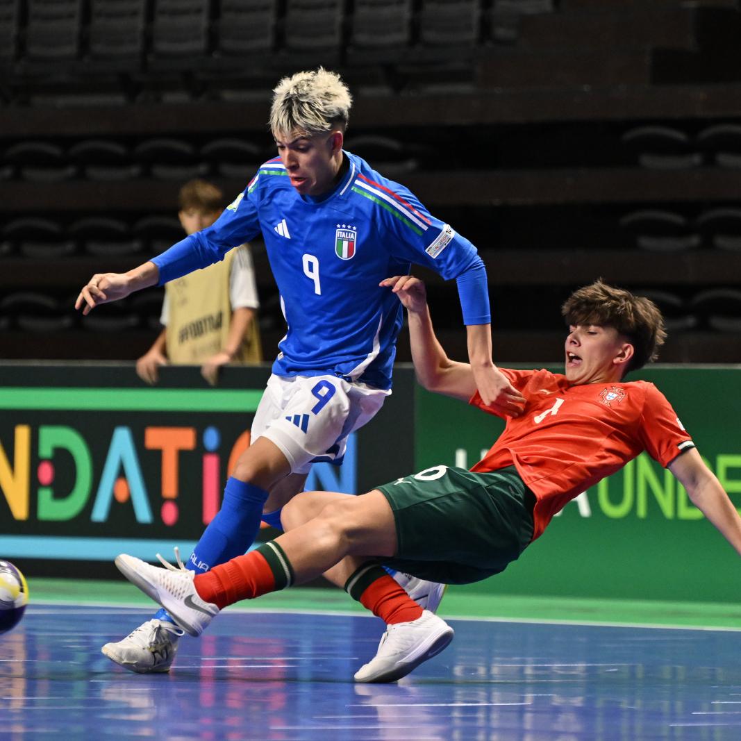 Esordio amaro all’Europeo per gli Azzurrini, i campioni in carica del Portogallo vincono 7-1