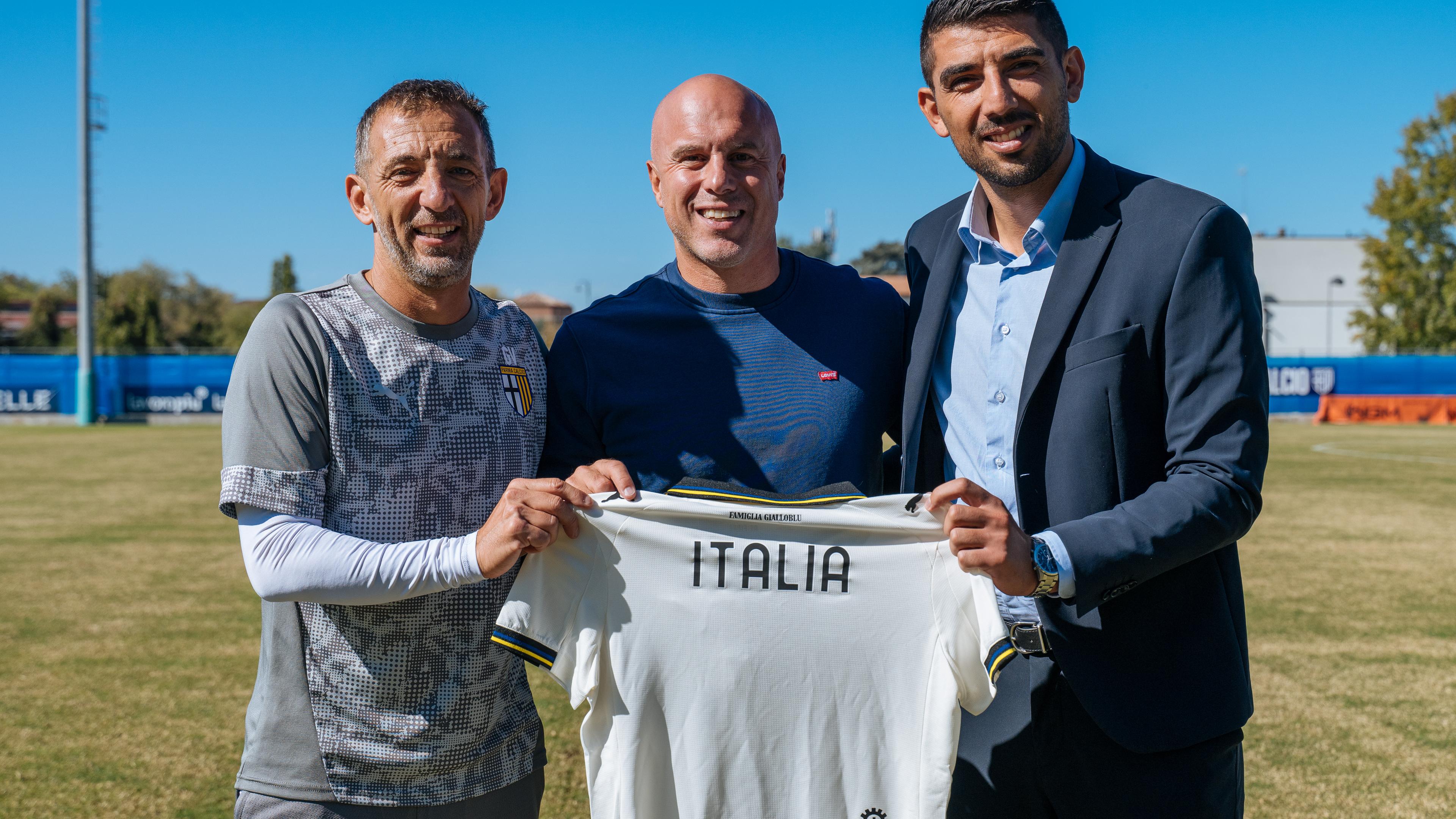 Soncin in visita al Parma, il Ct incontra il tecnico Valenti e le calciatrici gialloblu