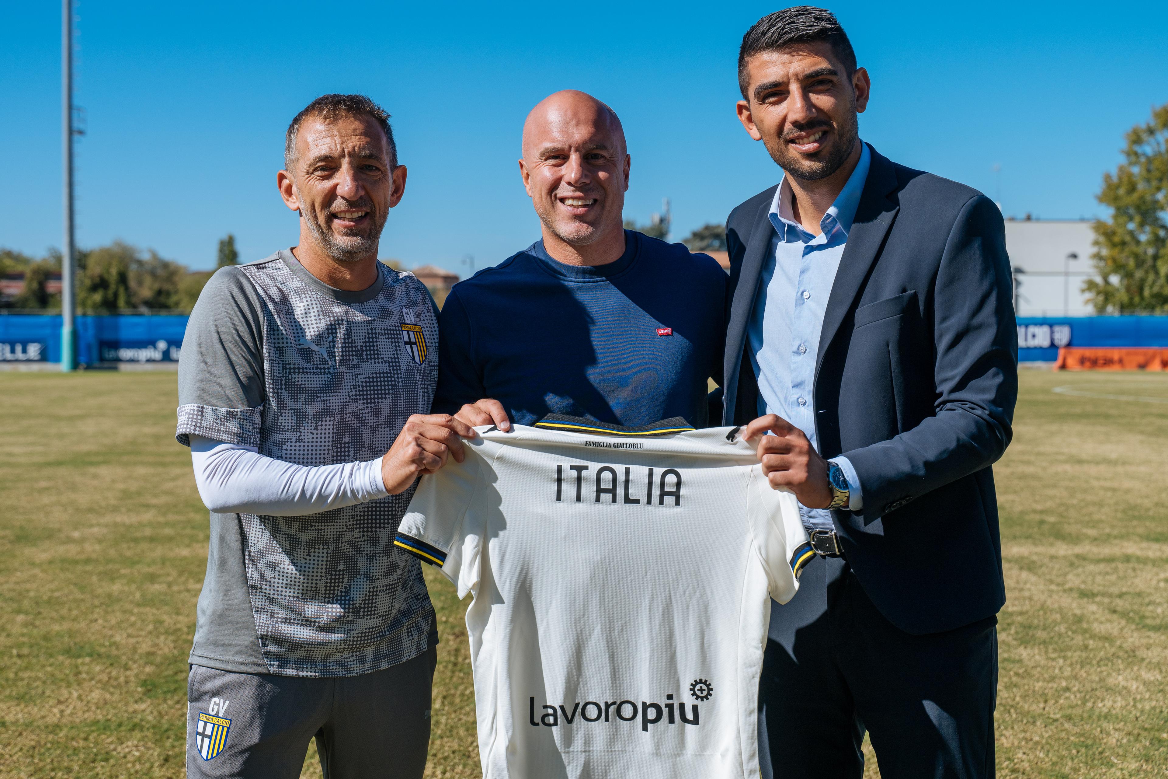 Soncin in visita al Parma, il Ct incontra il tecnico Valenti e le calciatrici gialloblu