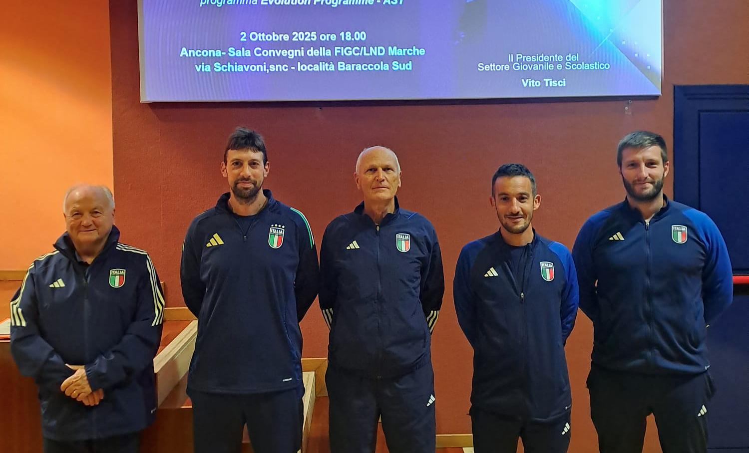 Cerimonia di consegna del Patto di collaborazione SGS–Club