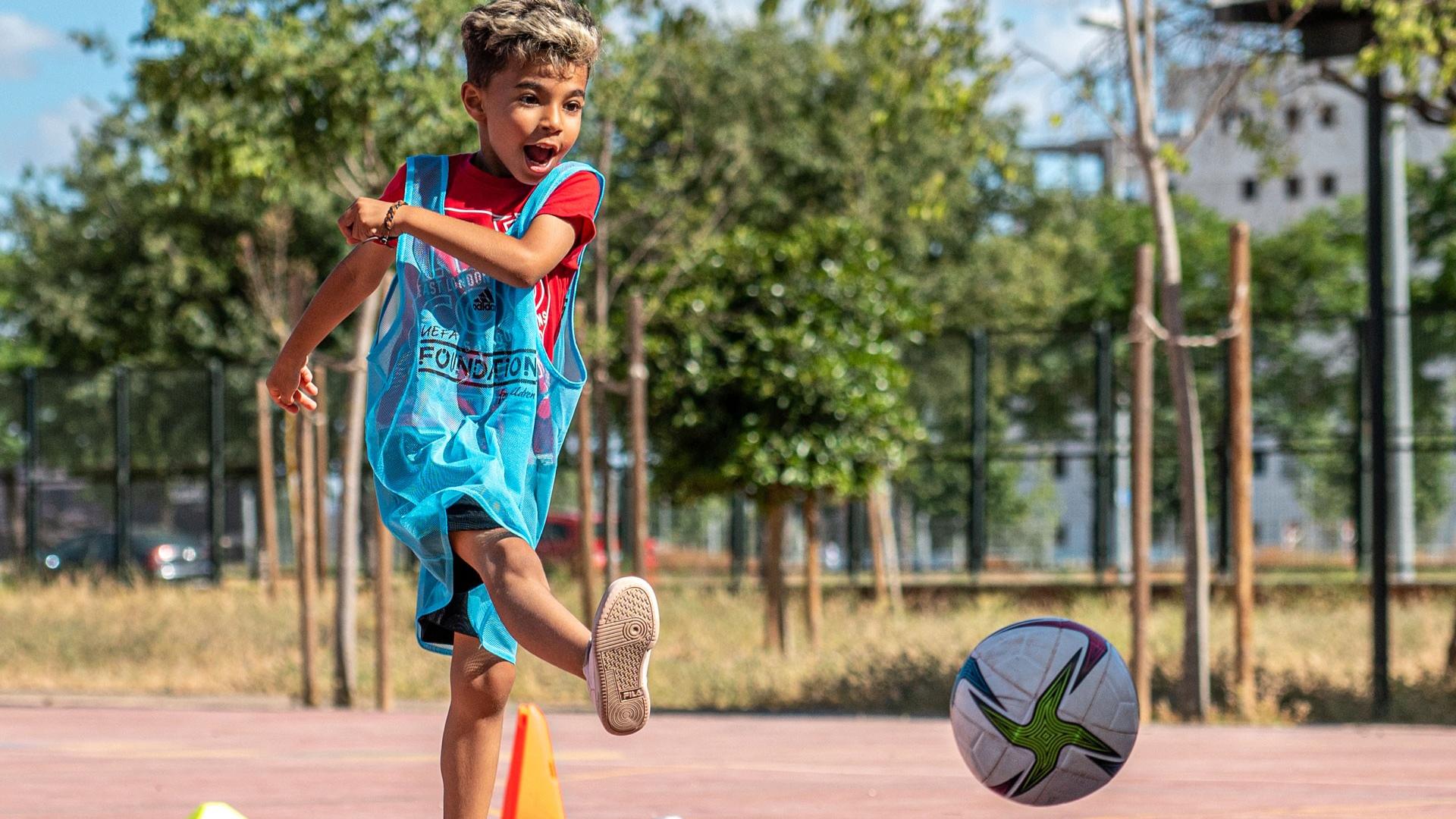 La FIGC sostiene i progetti di UEFA Foundation for Children per i bambini di Gaza