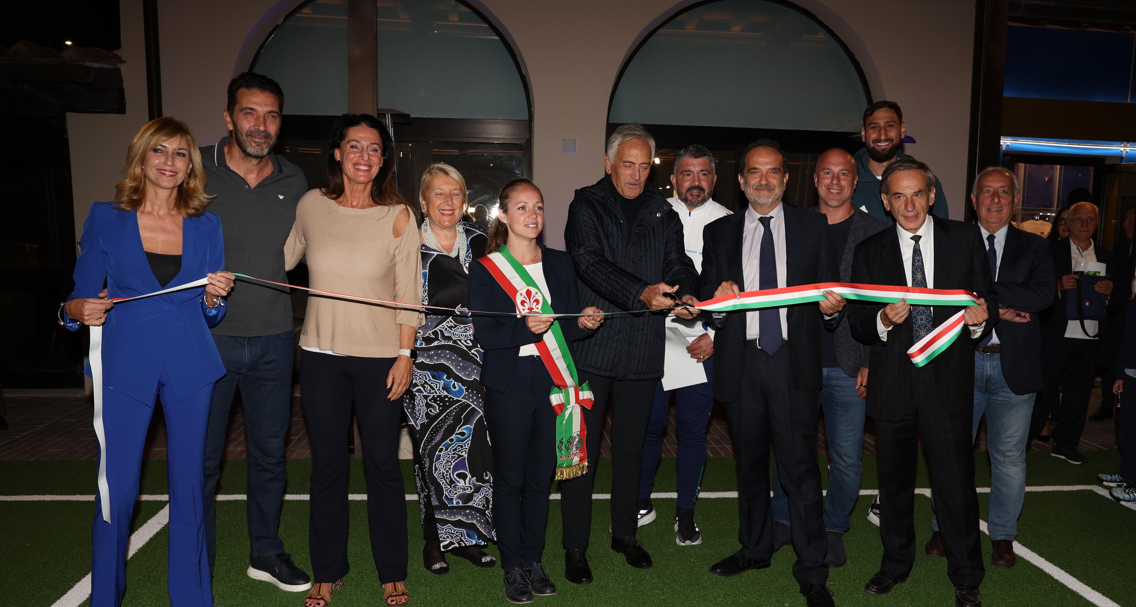 Inaugurato il ‘Nuovo Museo del Calcio’ in una serata di grandi ospiti. Gravina: “Orgoglioso di esserci”