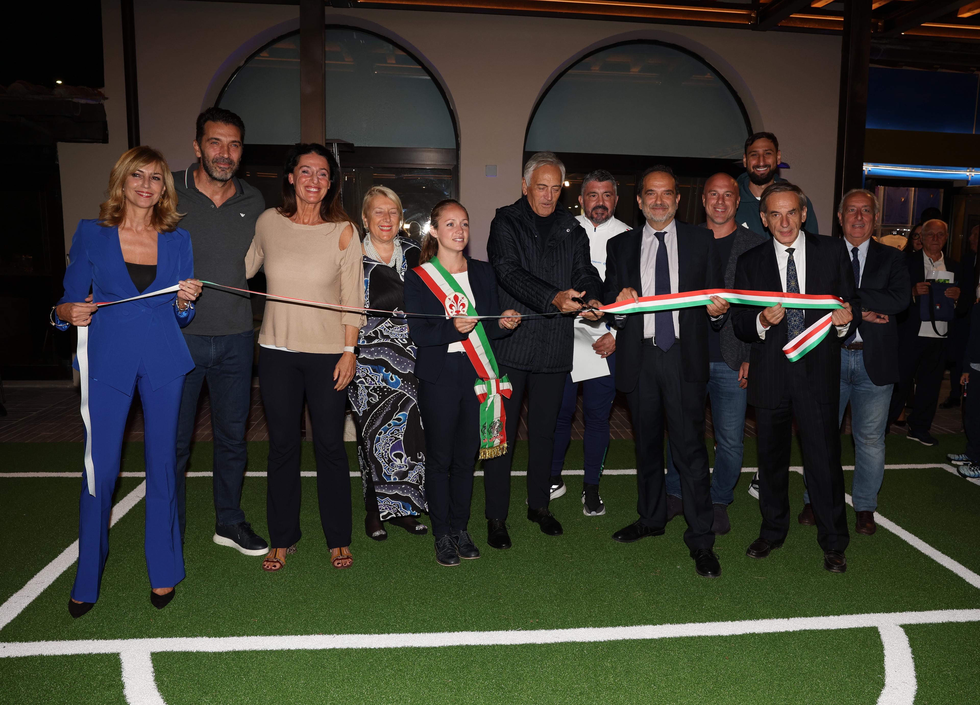 Inaugurato il ‘Nuovo Museo del Calcio’ in una serata di grandi ospiti. Gravina: “Orgoglioso di esserci”