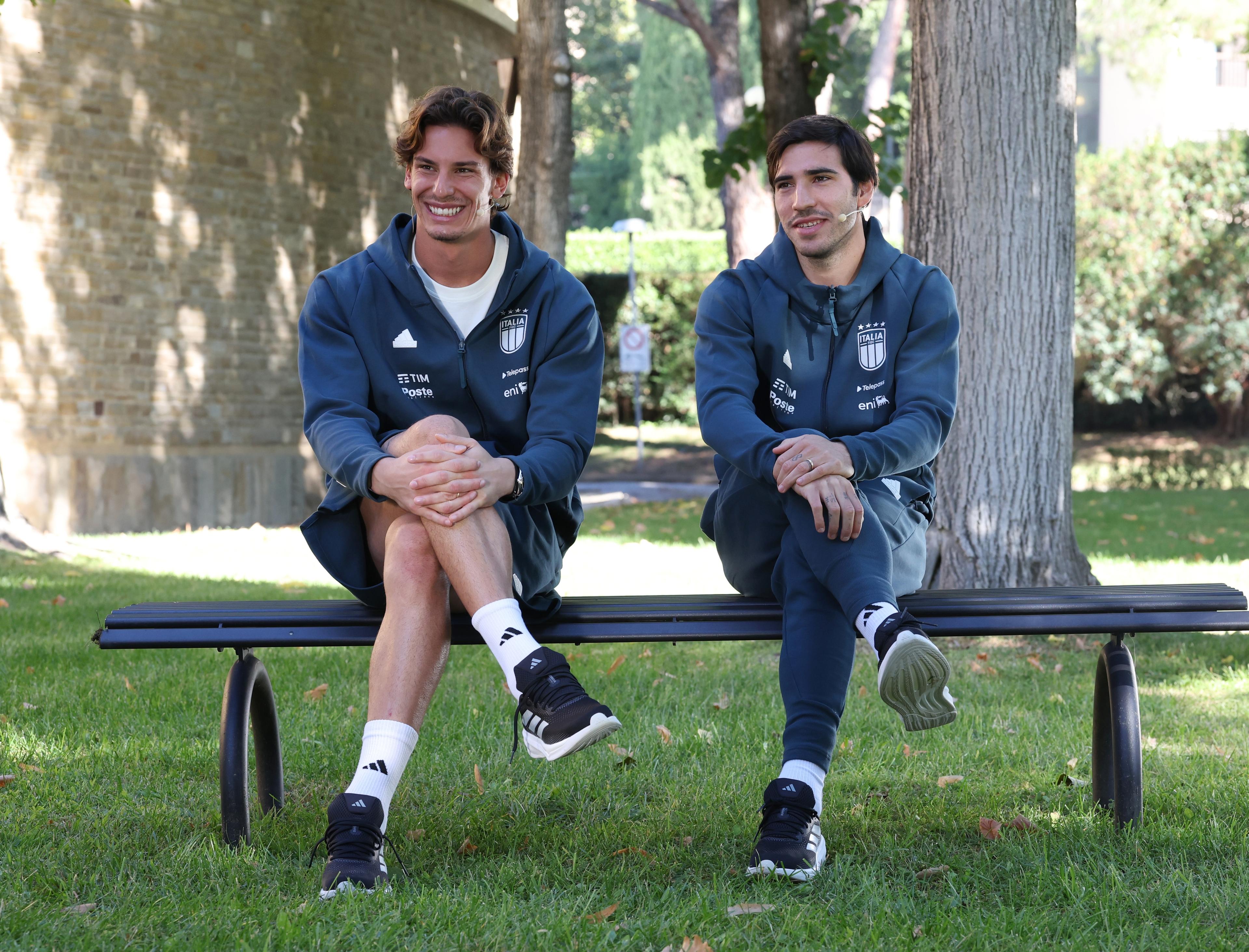 Carnesecchi e Tonali protagonisti di Azzurri Live: “In allenamento grande intensità, abbiamo voglia”