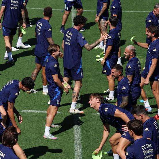 Gattuso names 27-man squad for matches against Estonia and Israel