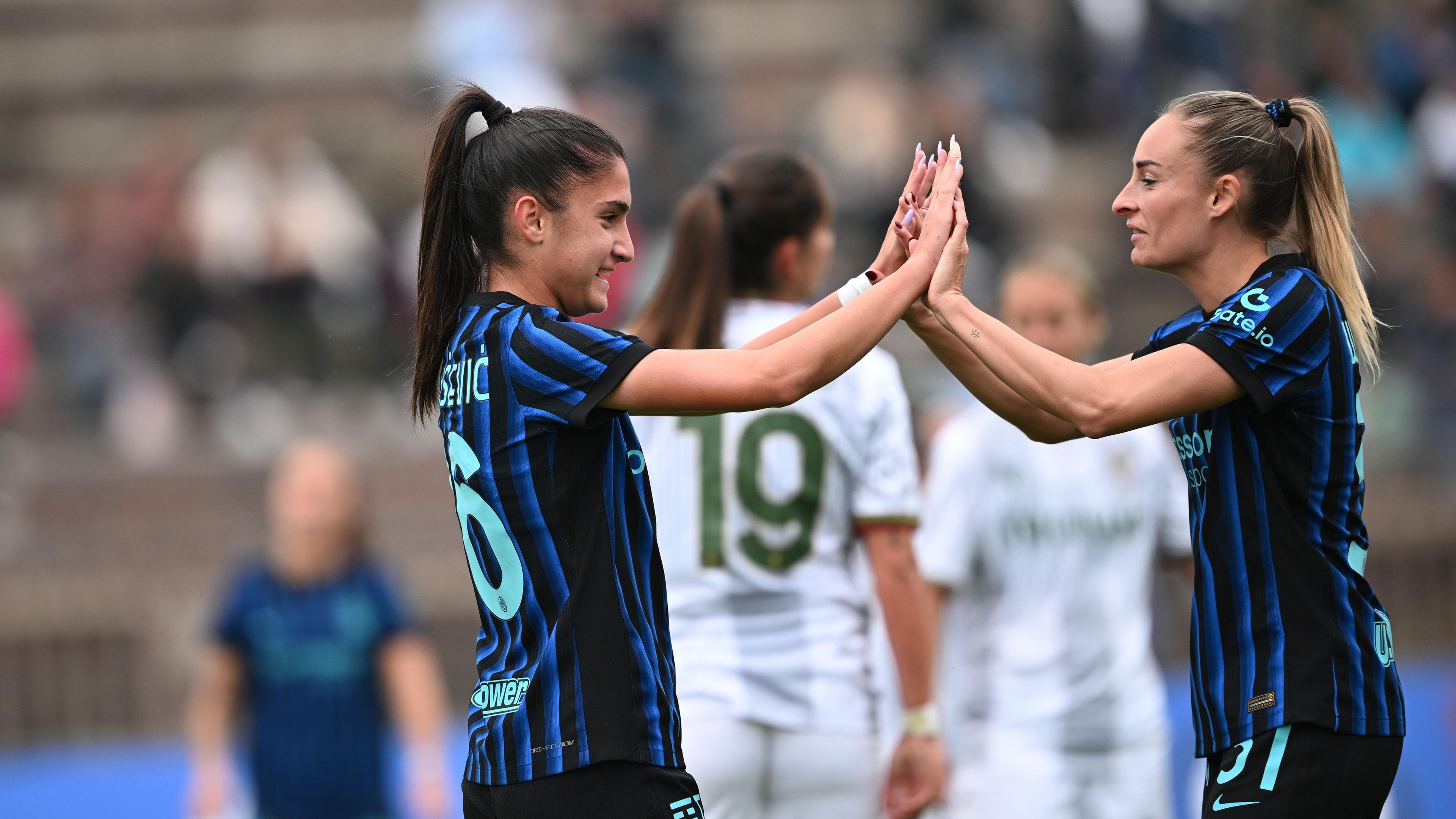 Fiorentina-Inter e Milan-Roma i big match, la Juventus riceve il Como Women. Derby Parma-Sassuolo
